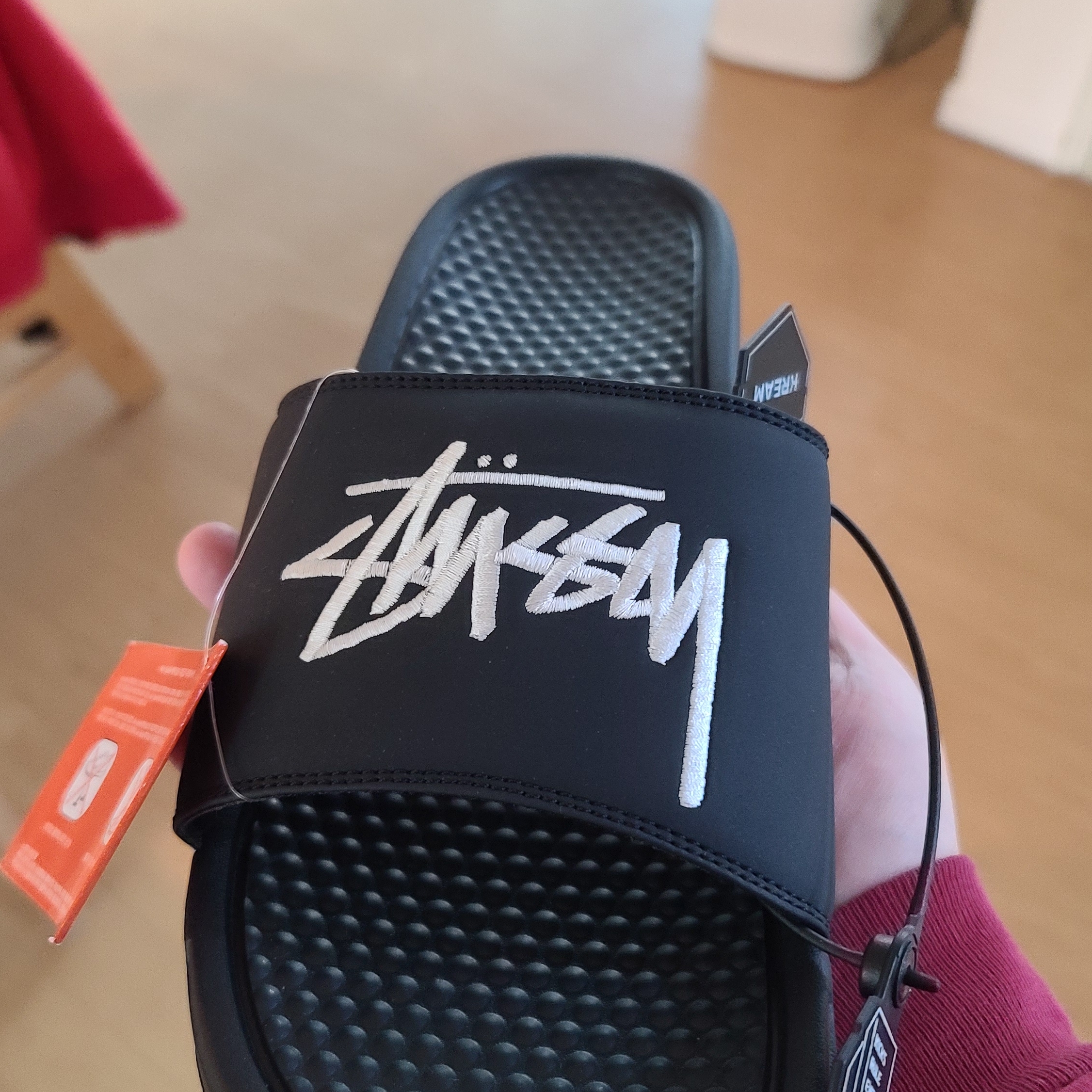 Nike x Stussy Benassi Slide Black 착용 스타일
