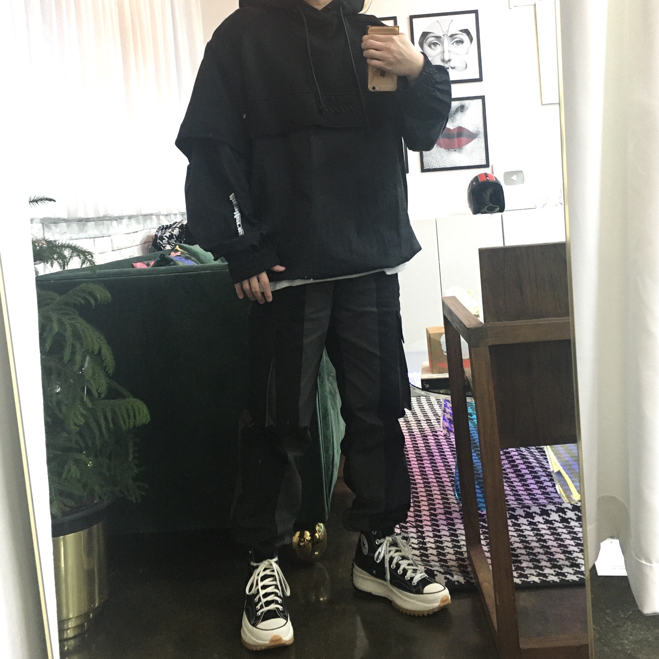 Converse x JW Anderson Run Star Hike Hi Black 착용 스타일
