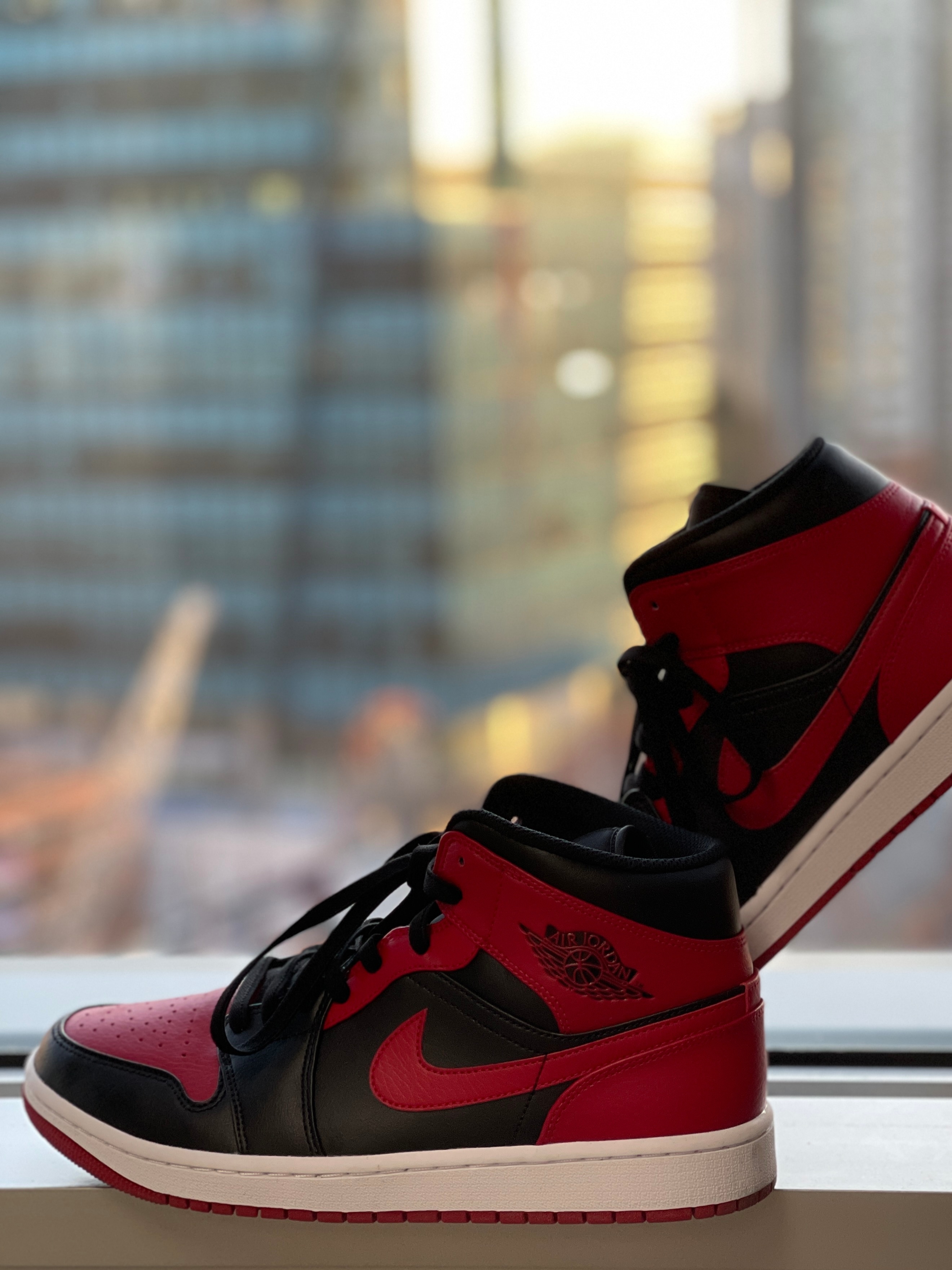 Jordan 1 Mid Bred Banned 2020 착용 스타일