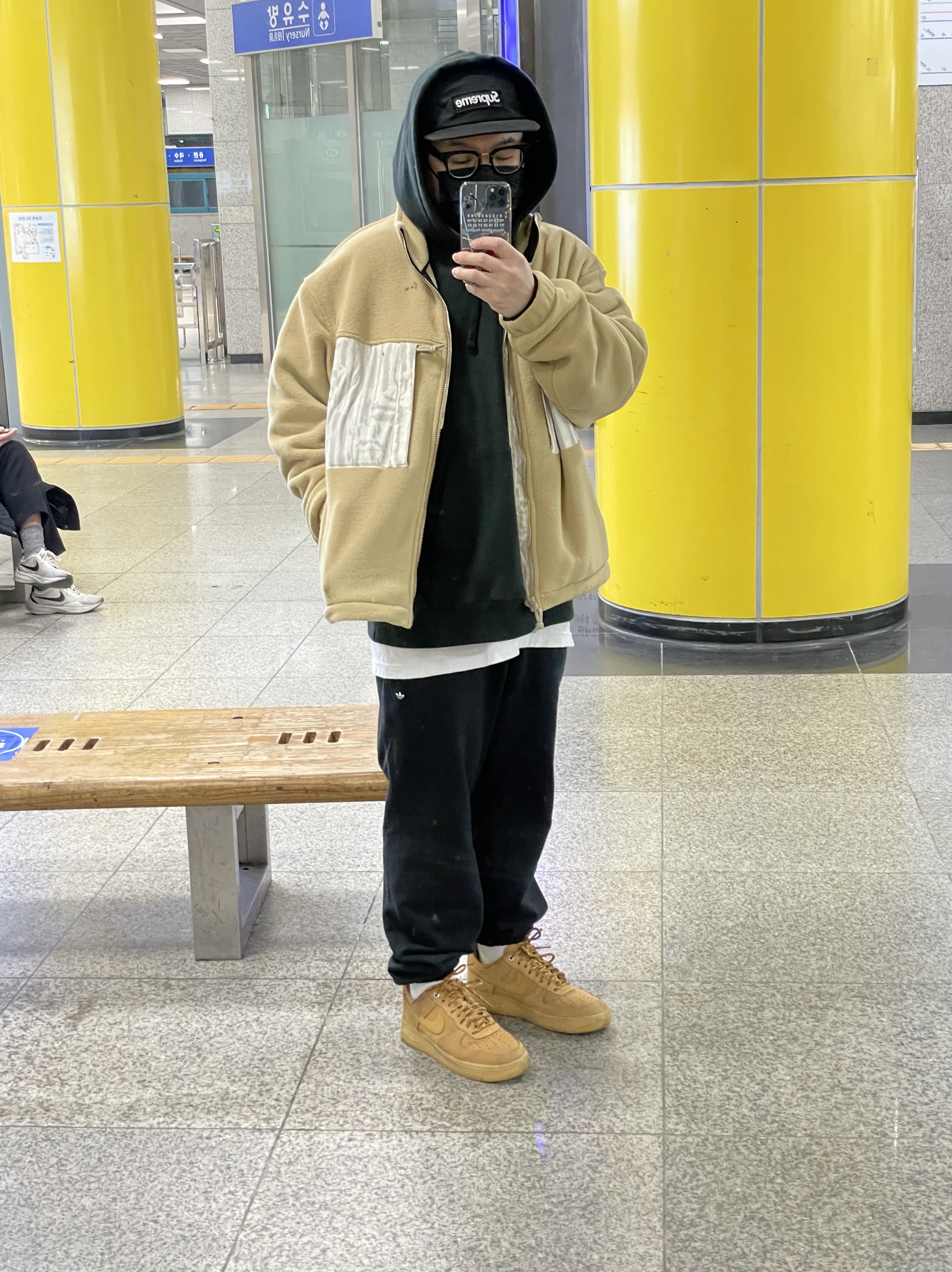 Nike Air Force 1 Low Retro SP Wheat Mocha 착용 스타일