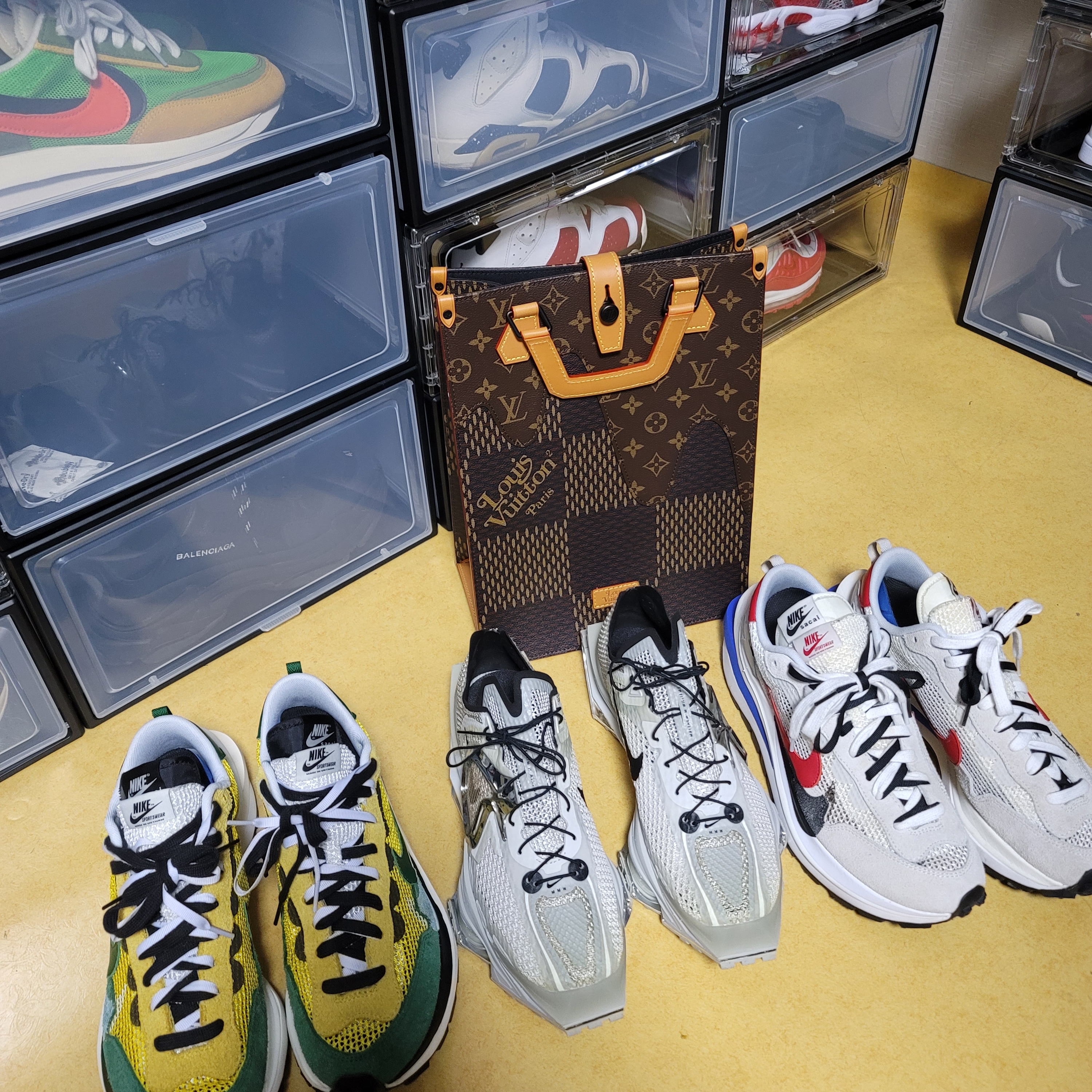 Nike x Matthew M Williams Zoom 004 Stone, Nike x Sacai VaporWaffle Royal Fuchsia 착용 스타일 - 2