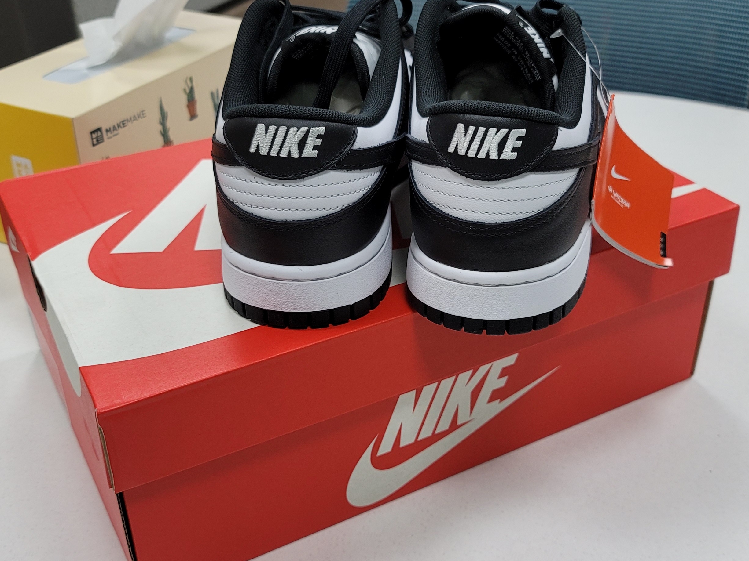 Nike Dunk Low Retro Black 착용 스타일 - 4