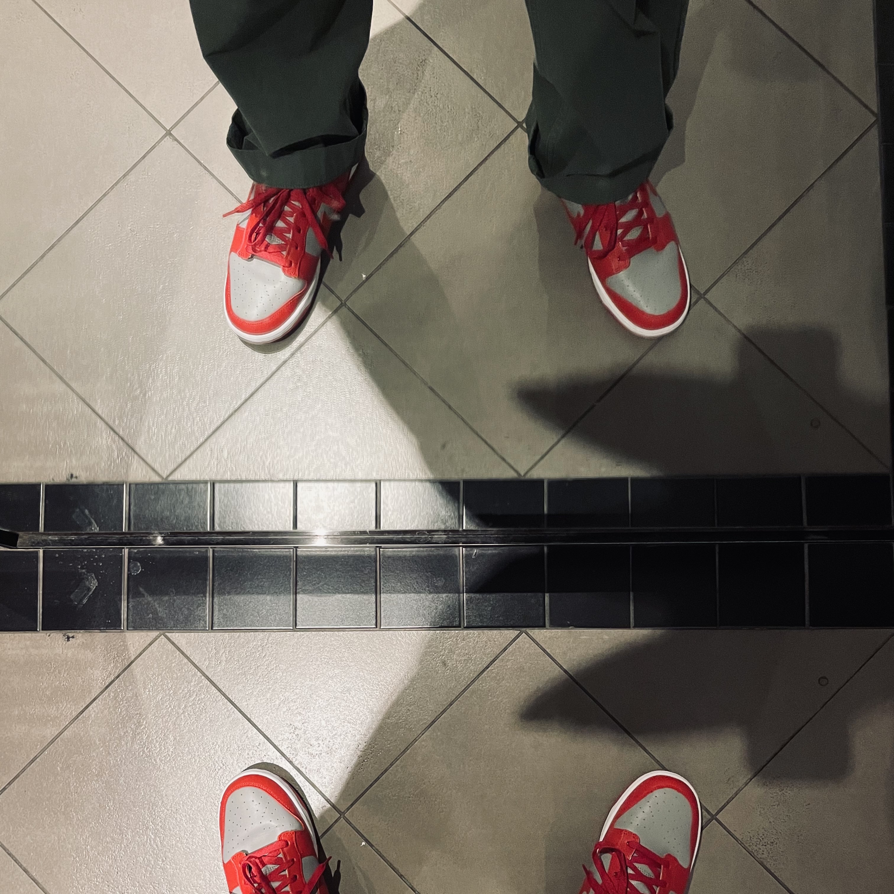 Nike Dunk Low Retro Medium Grey ์ฐฉ์ฉ ์คํ์ผ