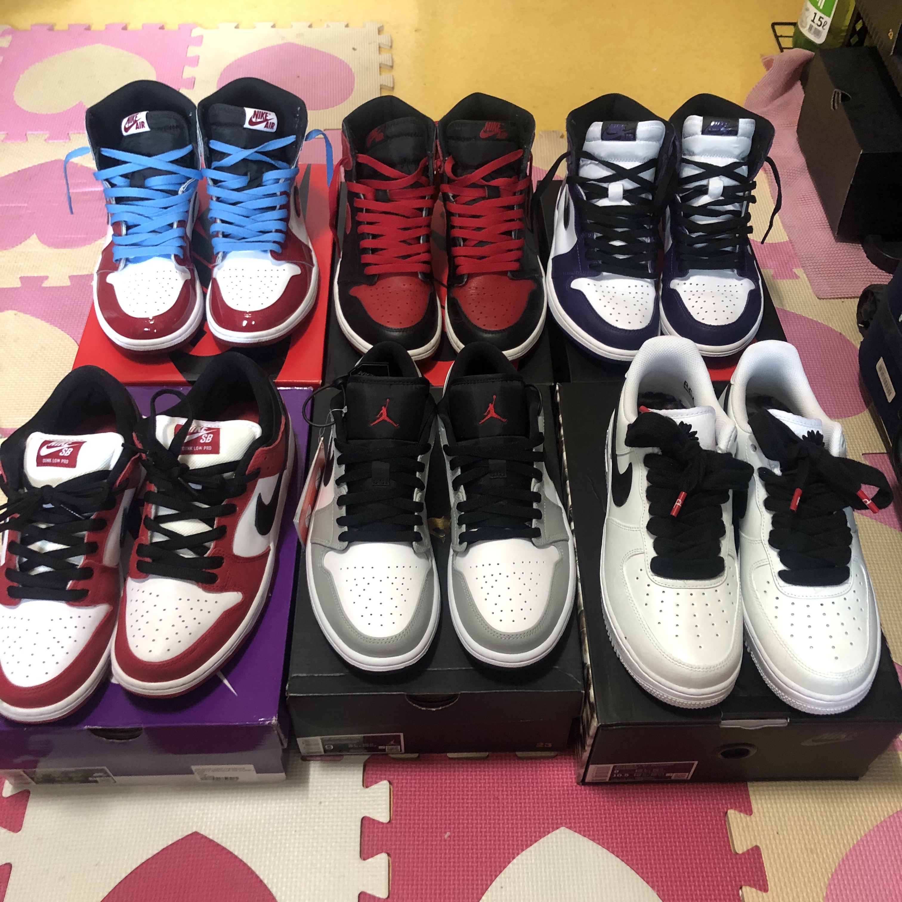 Jordan 1 Retro High Fearless UNC Chicago, (GS) Jordan 1 Retro High OG Bred Banned 2016 착용 스타일