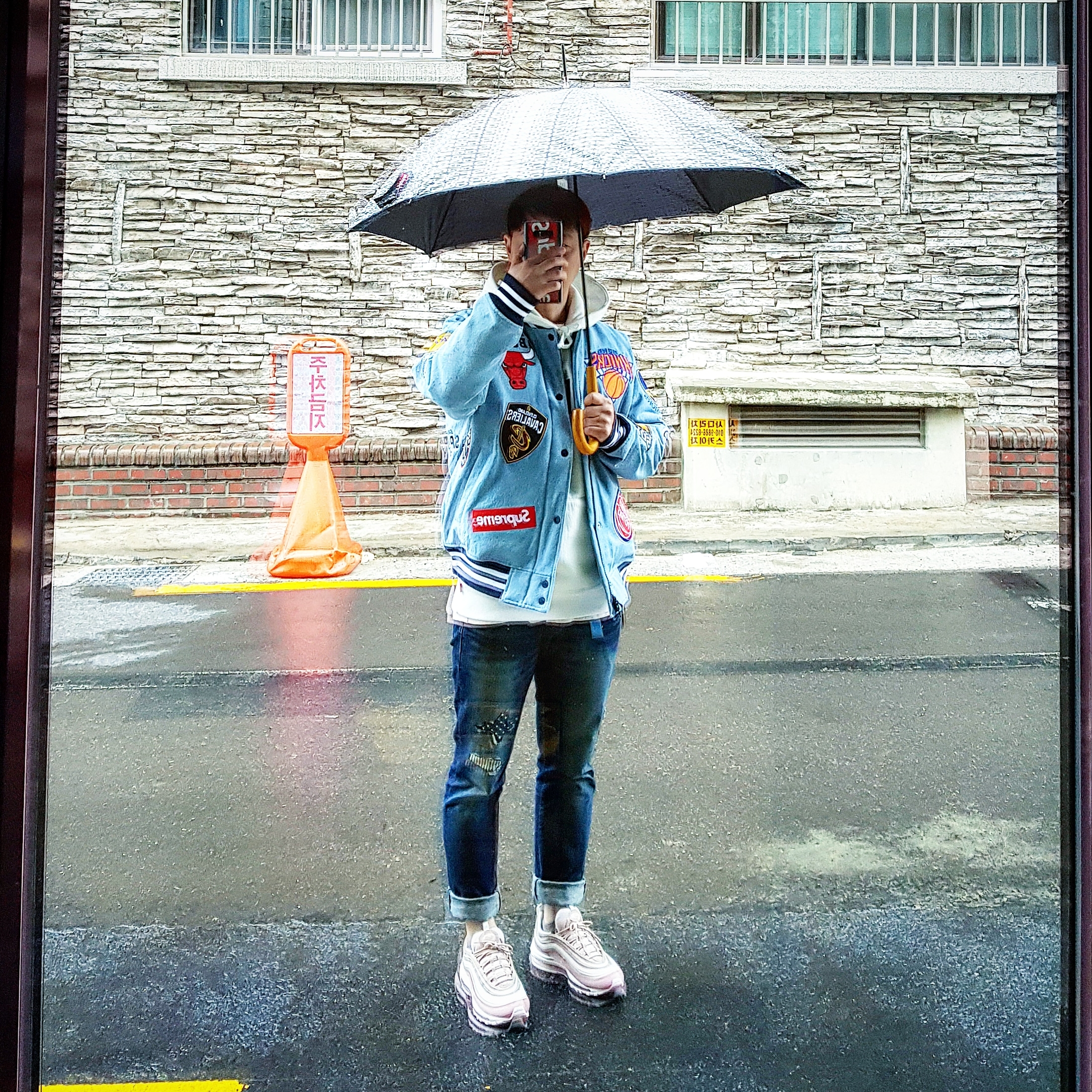 Nike Air Max 97 Particle Beige, Supreme x Nike NBA Teams Warm-Up Jacket Denim - 18SS 착용 스타일