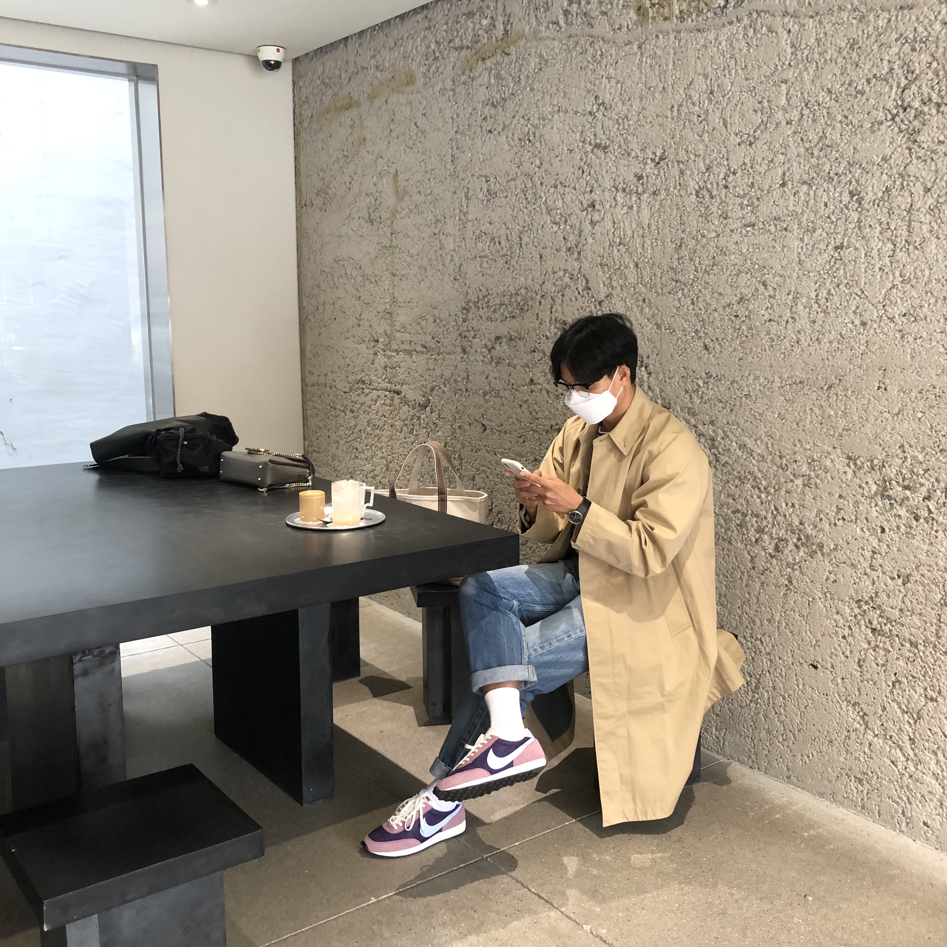 (W) Nike Daybreak Eggplant Plum Dust 착용 스타일 - 1
