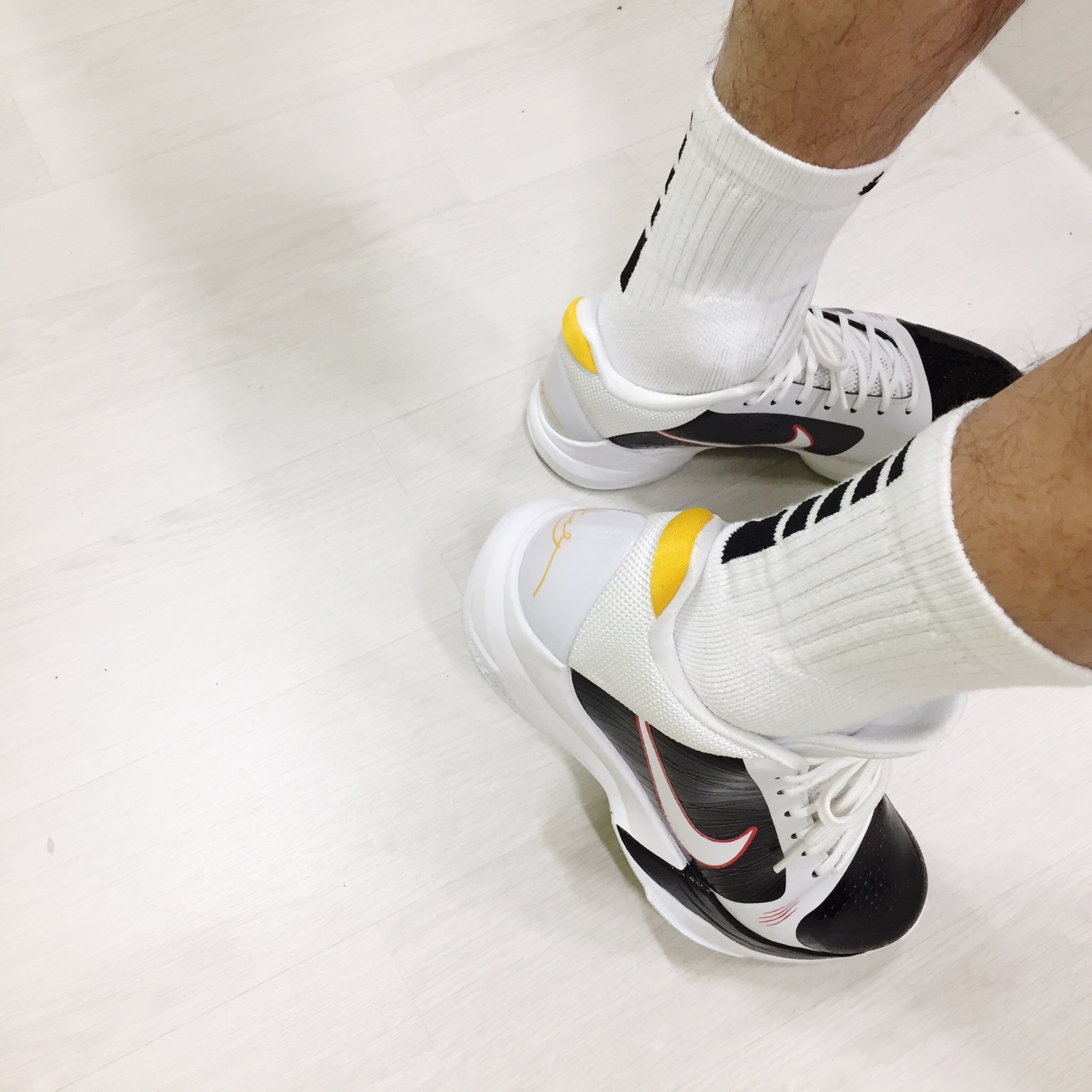 Nike Kobe 5 Protro Alternate Bruce Lee 착용 스타일 - 2