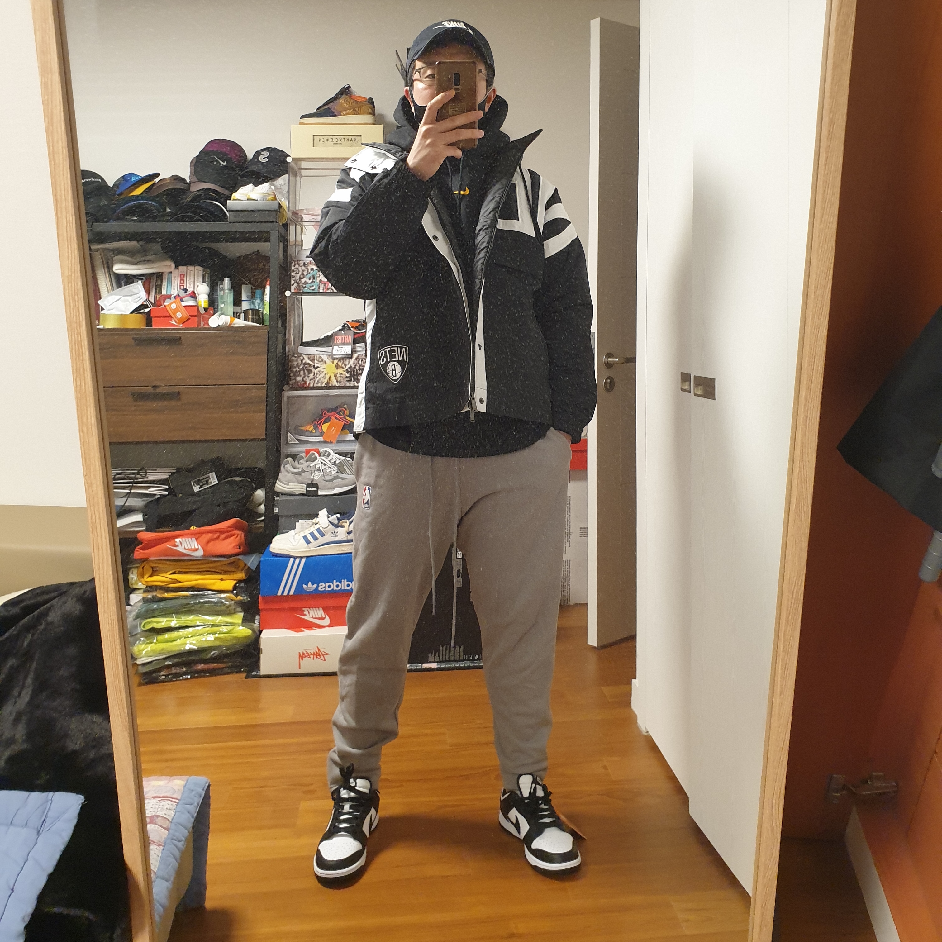 (W) Nike x Ambush NBA Collection Nets Jacket - Asia, Nike Dunk Low Retro Black 착용 스타일 - 4
