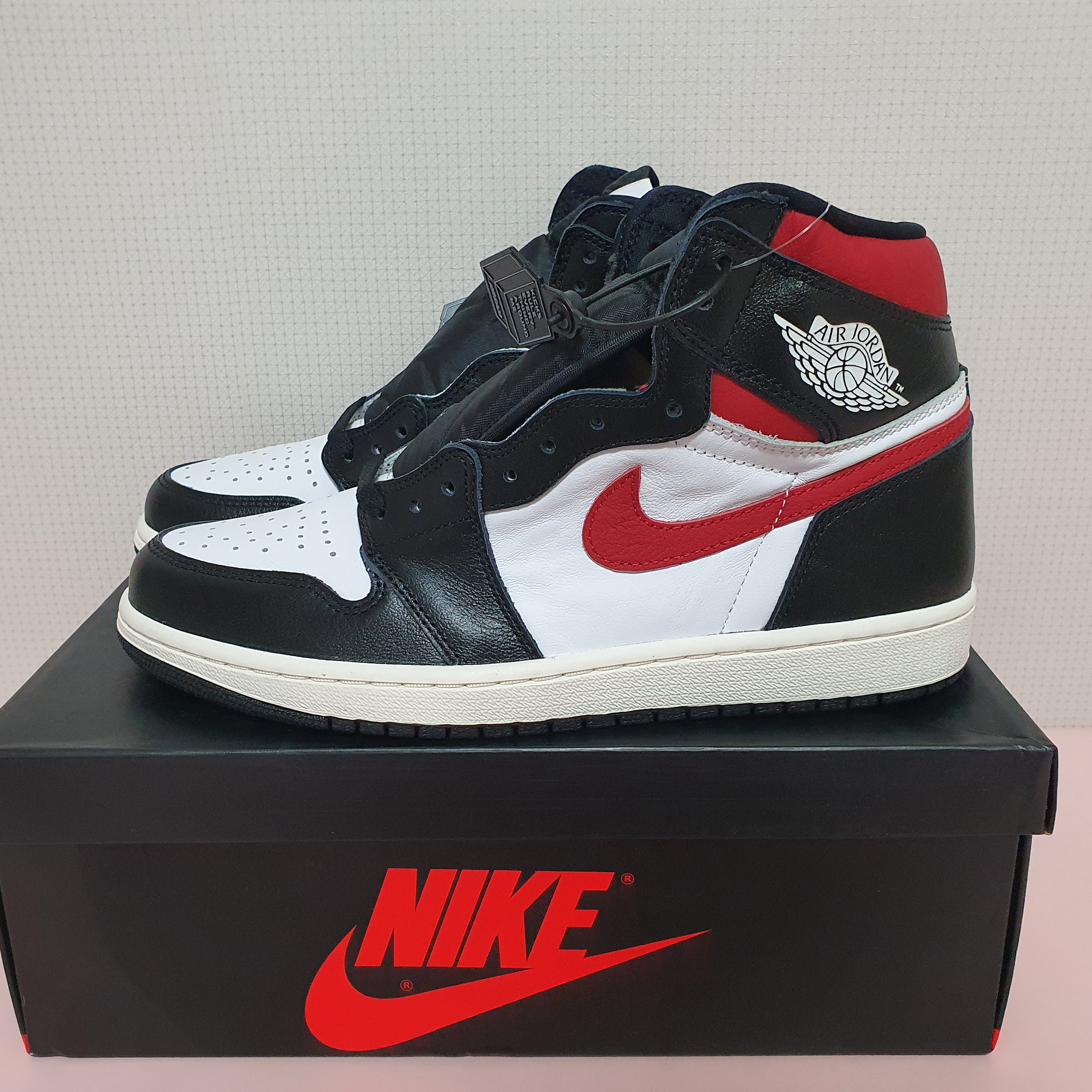 Jordan 1 Retro High OG Gym Red 착용 스타일 - 2