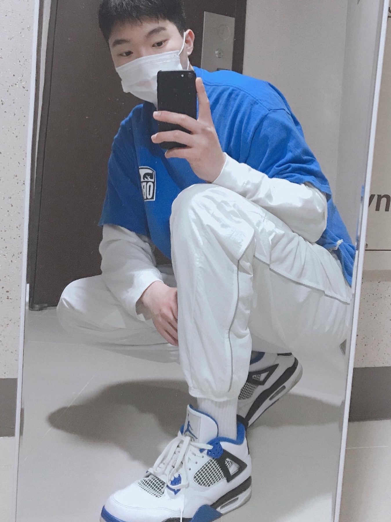 Jordan 4 Retro Motorsports 2017 착용 스타일 - 2