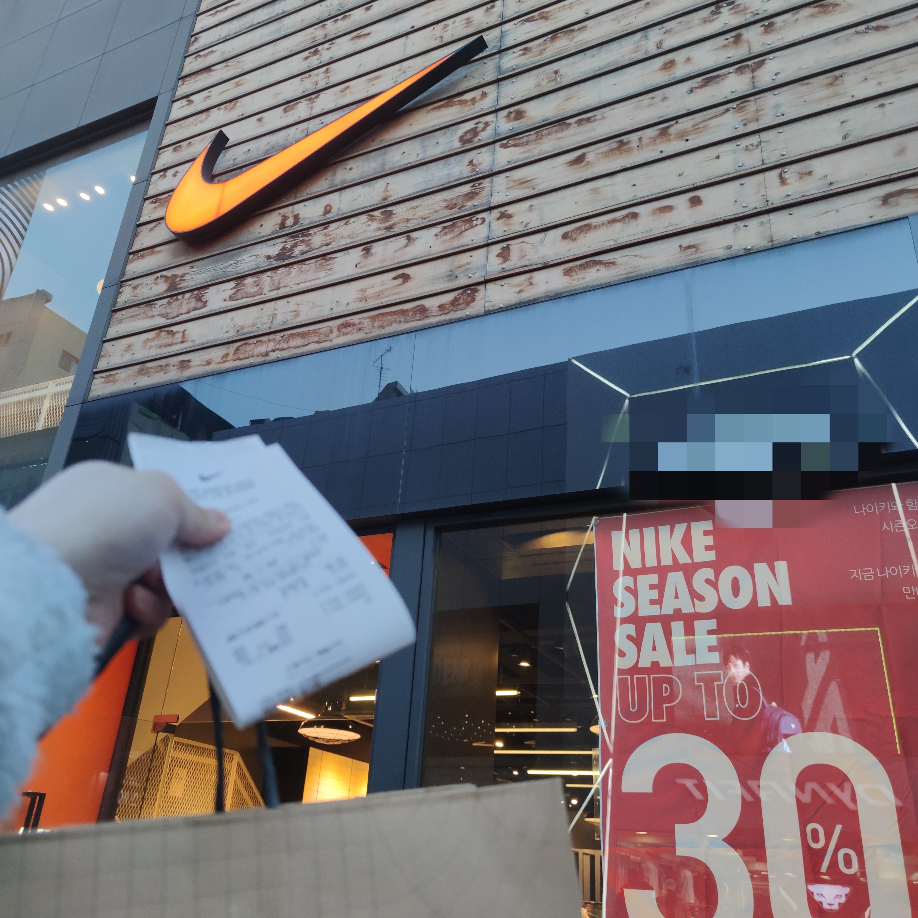 Nike Dunk Low Retro Medium Grey 착용 스타일 - 5