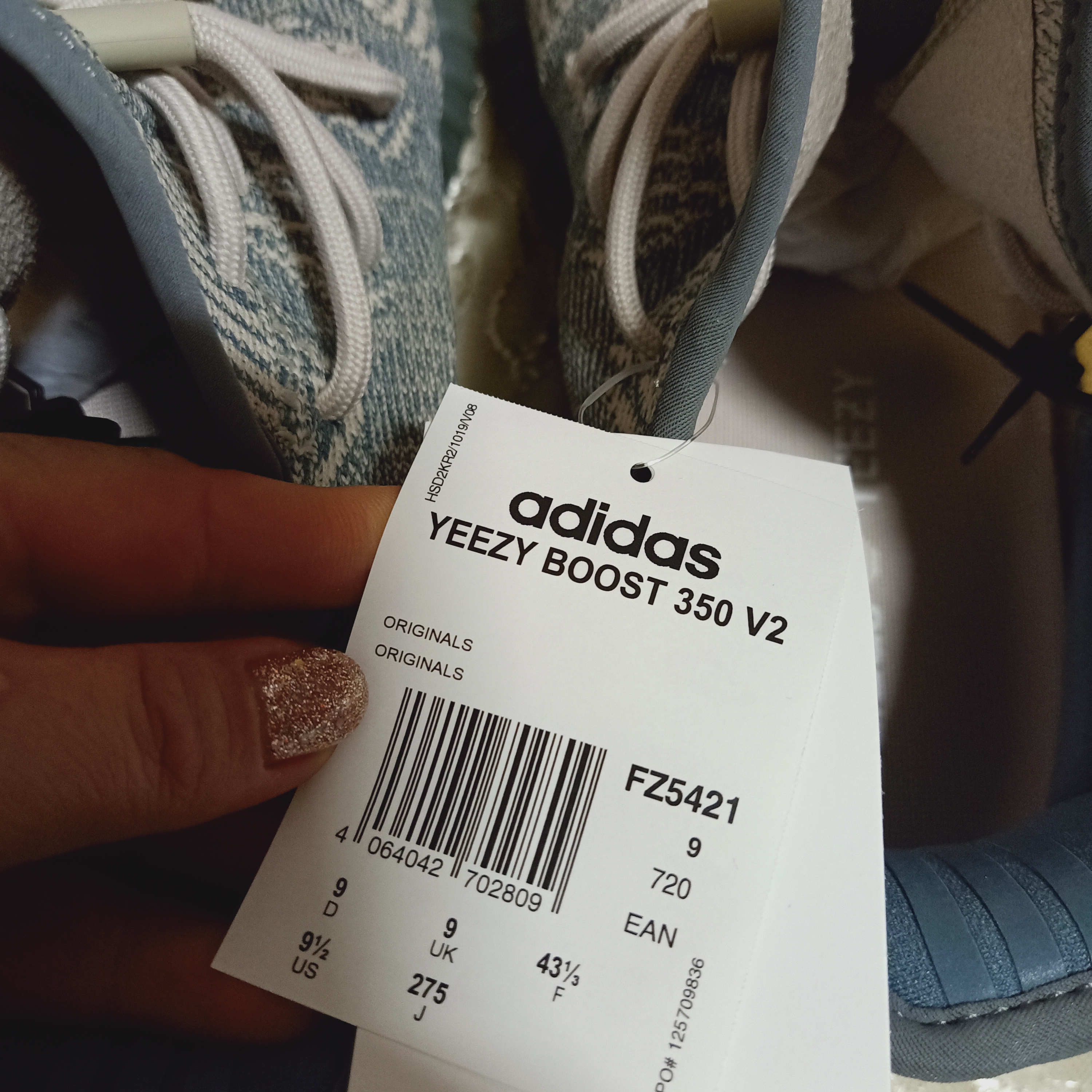 Adidas Yeezy Boost 350 V2 Israfil 착용 스타일 - 2