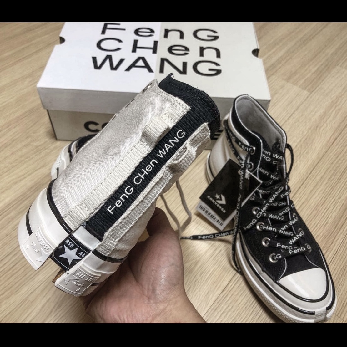 Converse x Feng Chen Wang Chuck 70 2-in-1 Natural Ivory Black 착용 스타일 - 3