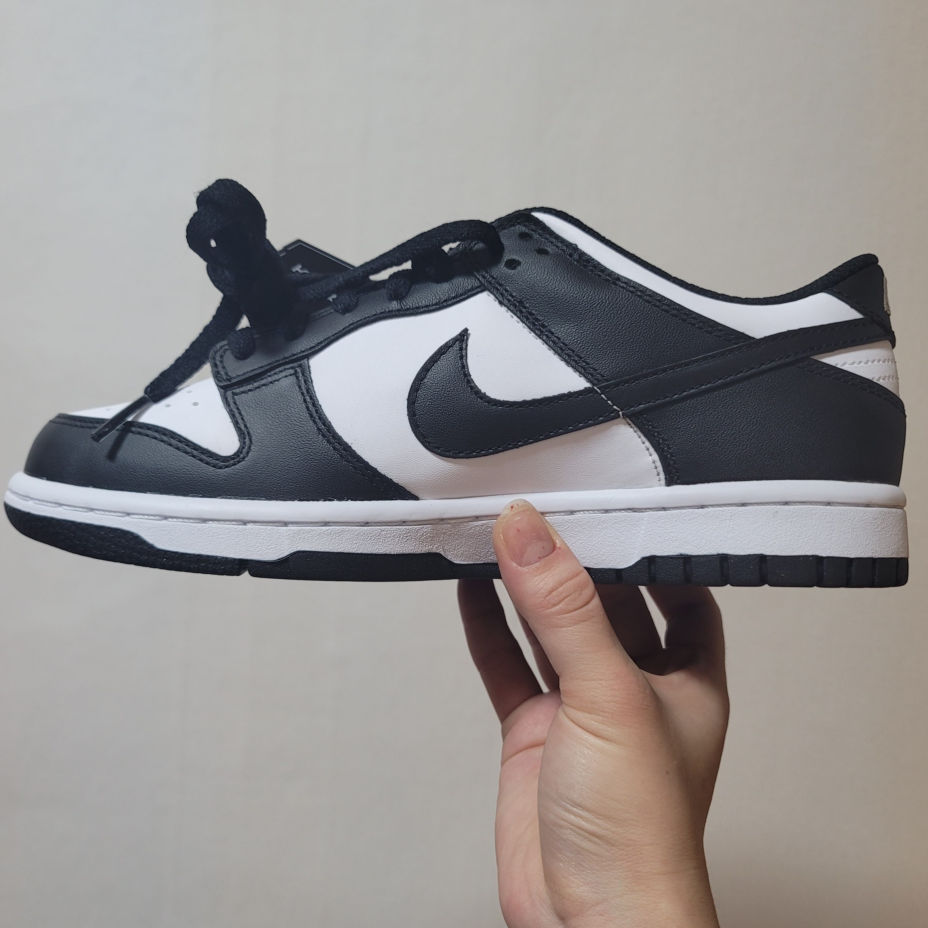 (GS) Nike Dunk Low Black, (W) Nike Dunk Low Black 착용 스타일