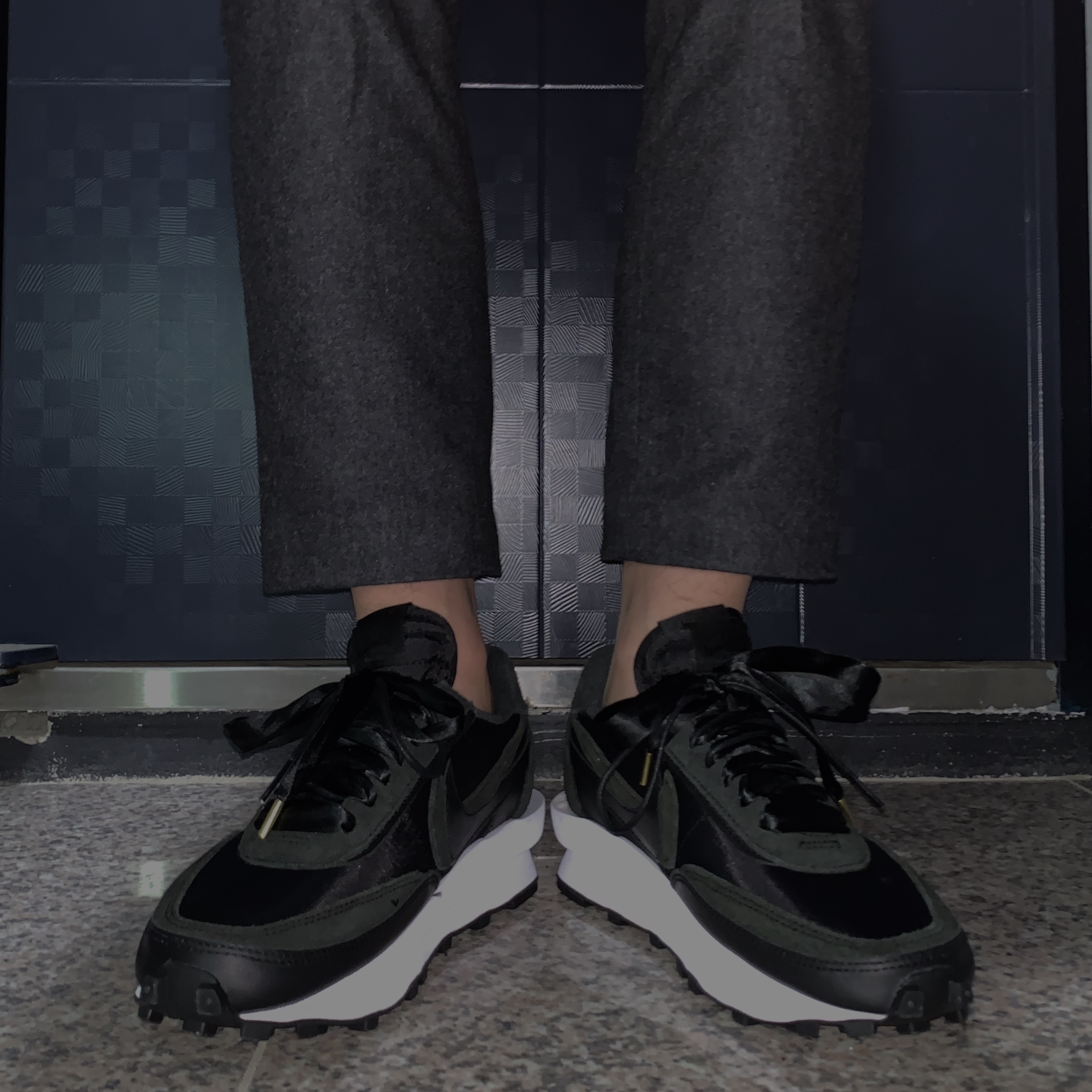 Nike x Sacai LDWaffle Black Nylon 착용 스타일