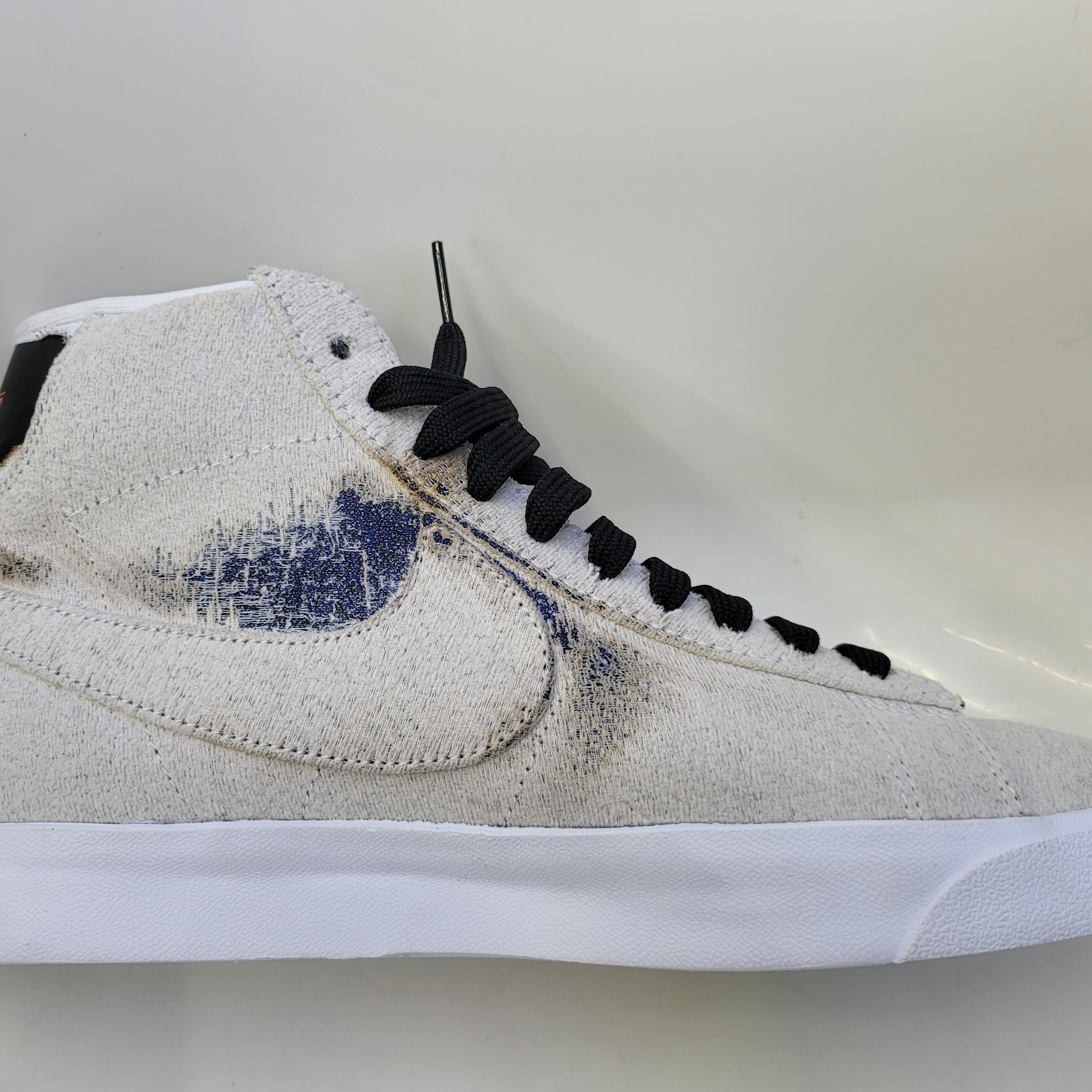 Nike x Stranger Things Blazer Mid Sail Upside Down Pack 착용 스타일 - 2