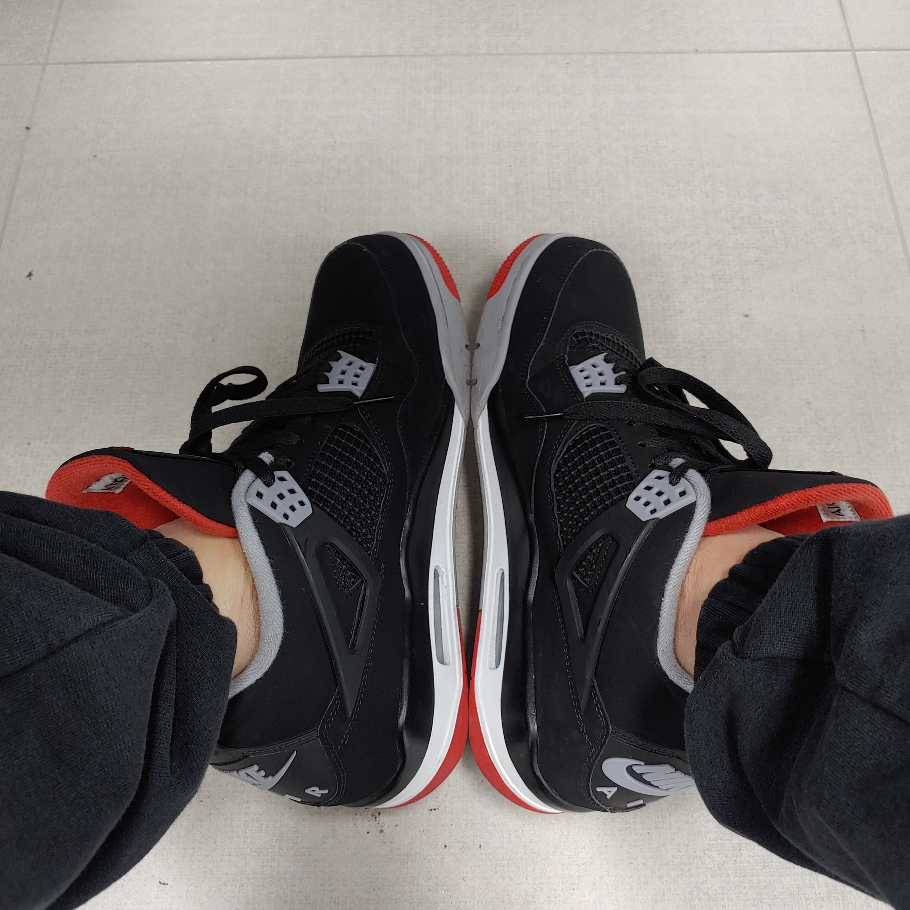 Jordan 4 Retro Bred 2019 착용 스타일
