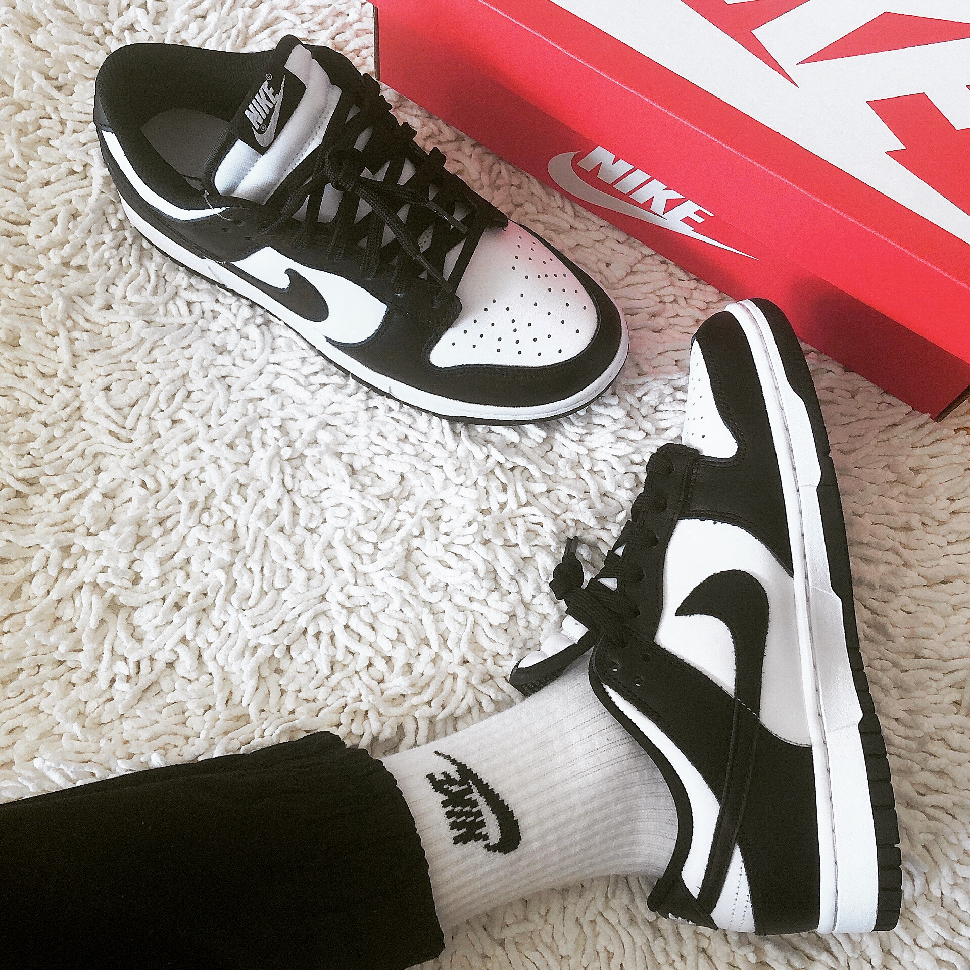 Nike Dunk Low Retro Black 착용 스타일