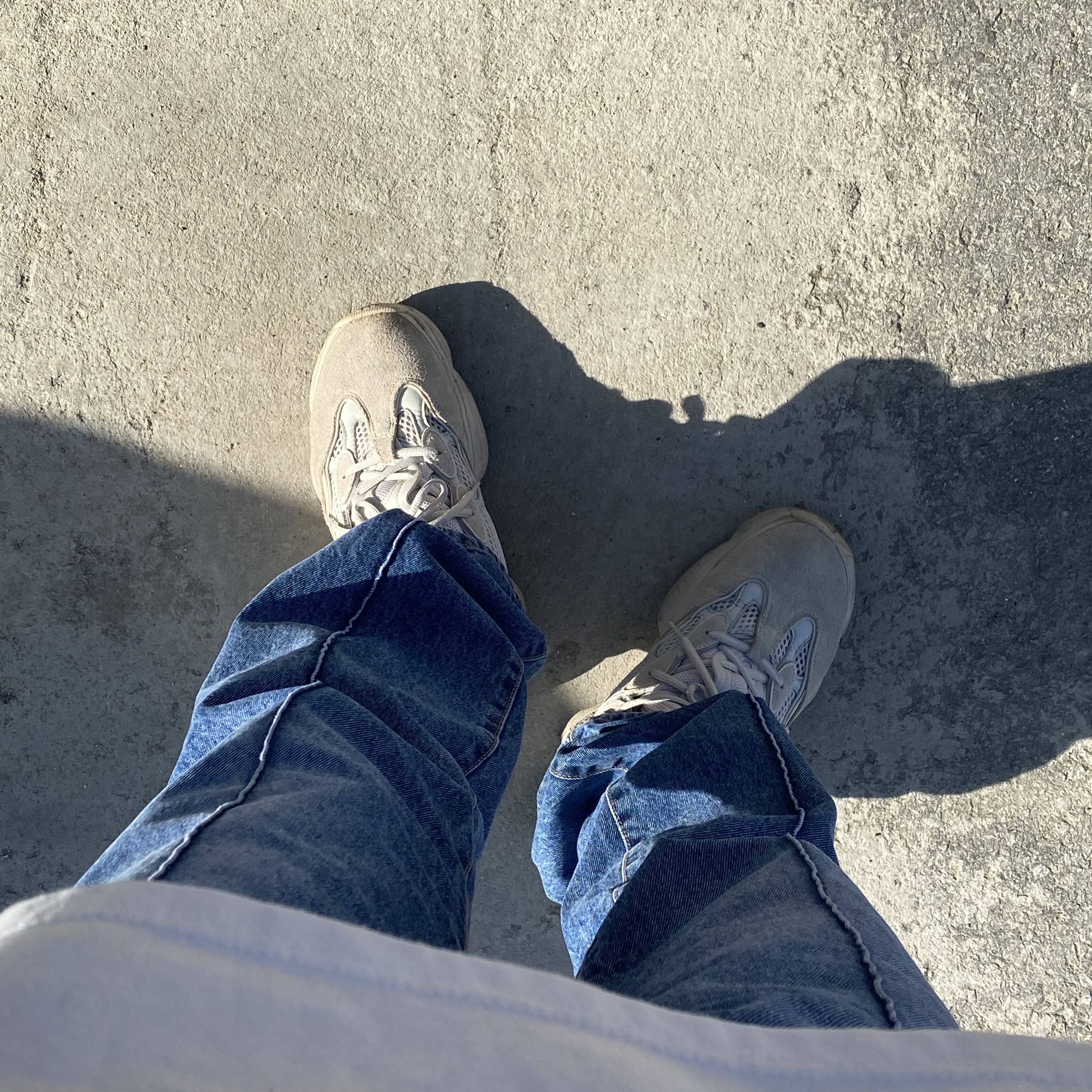 Adidas Yeezy 500 Blush 2018 착용 스타일