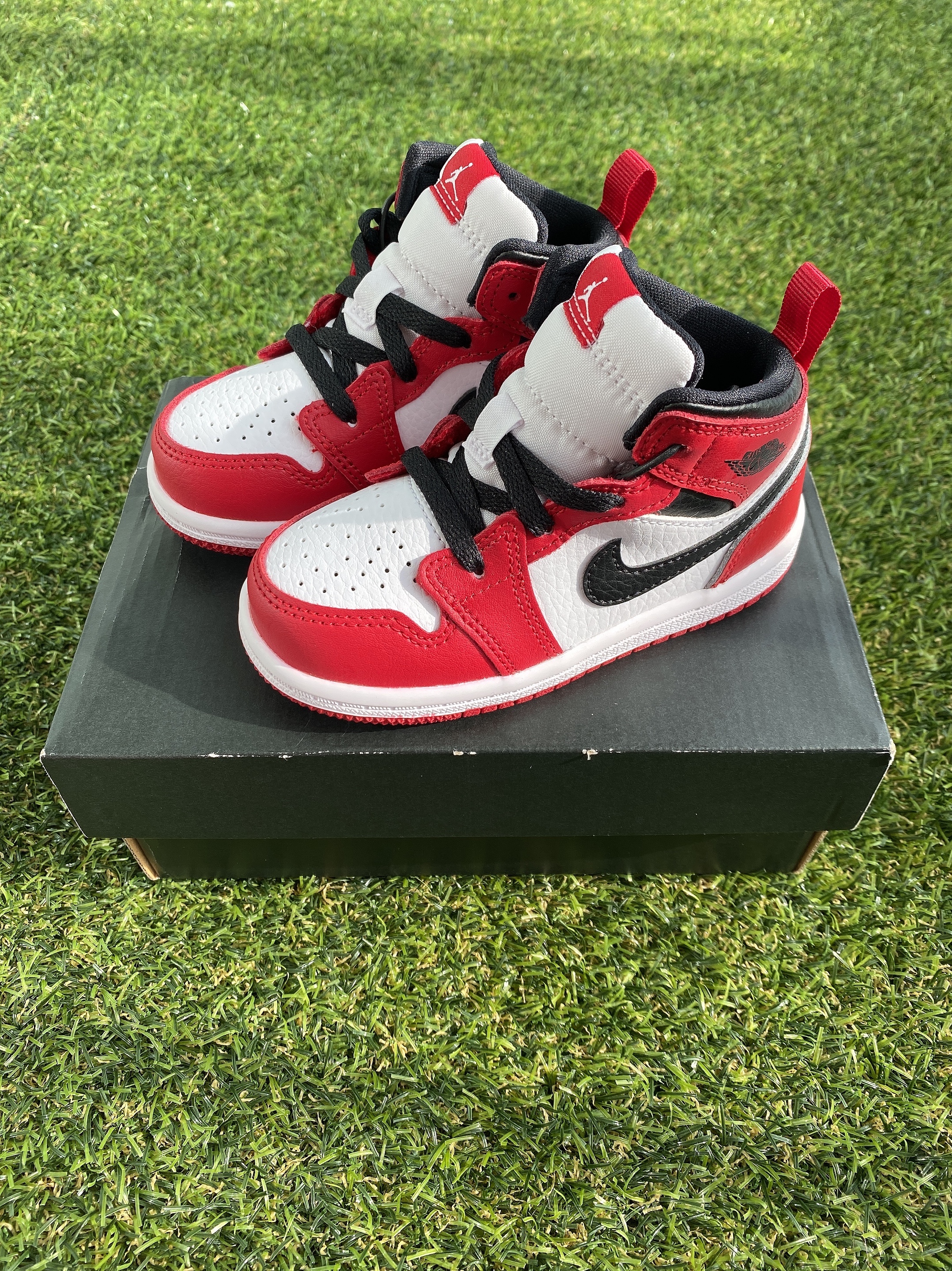 (TD) Jordan 1 Mid Chicago 2020 착용 스타일