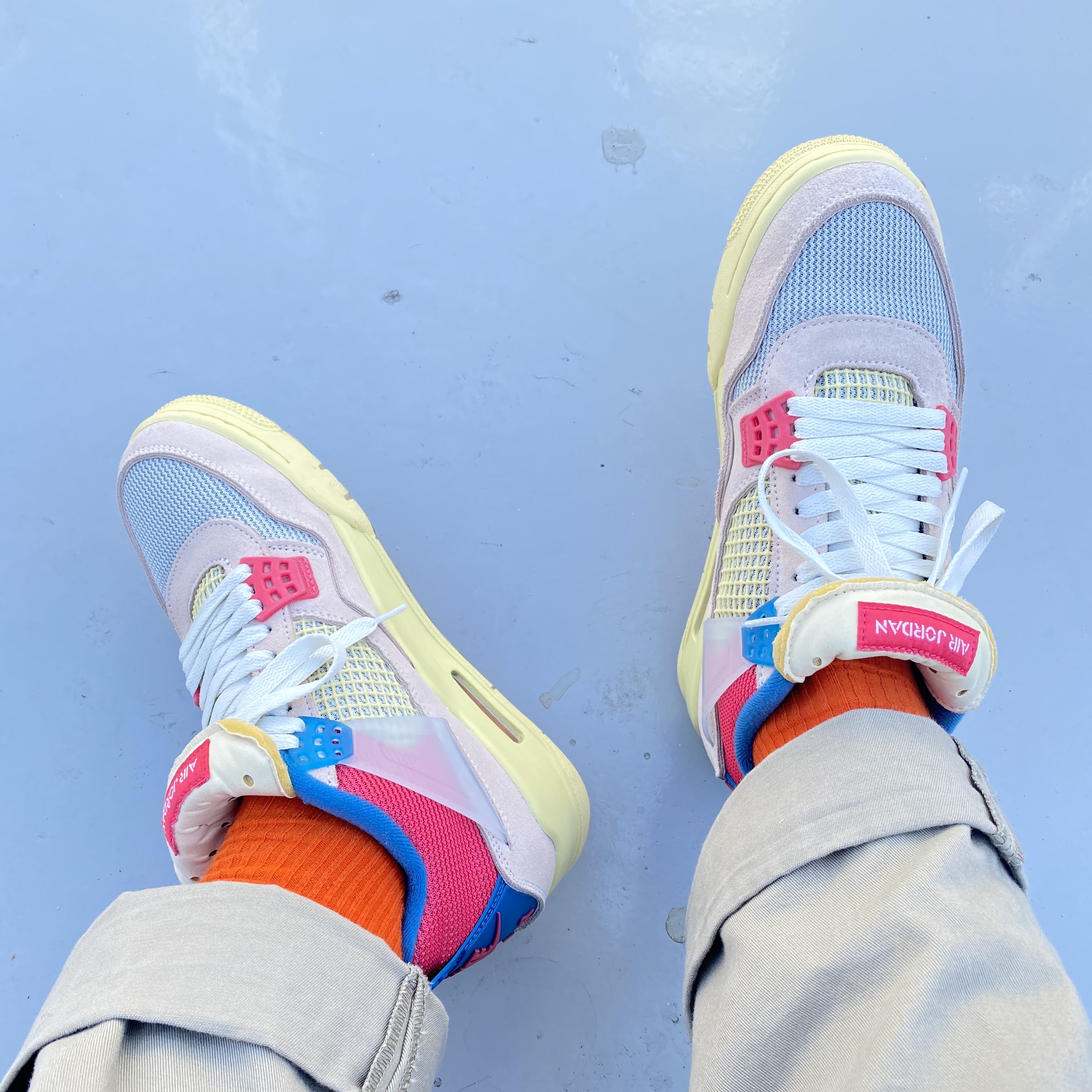 Jordan 4 x Union Retro Guava Ice 착용 스타일 - 1