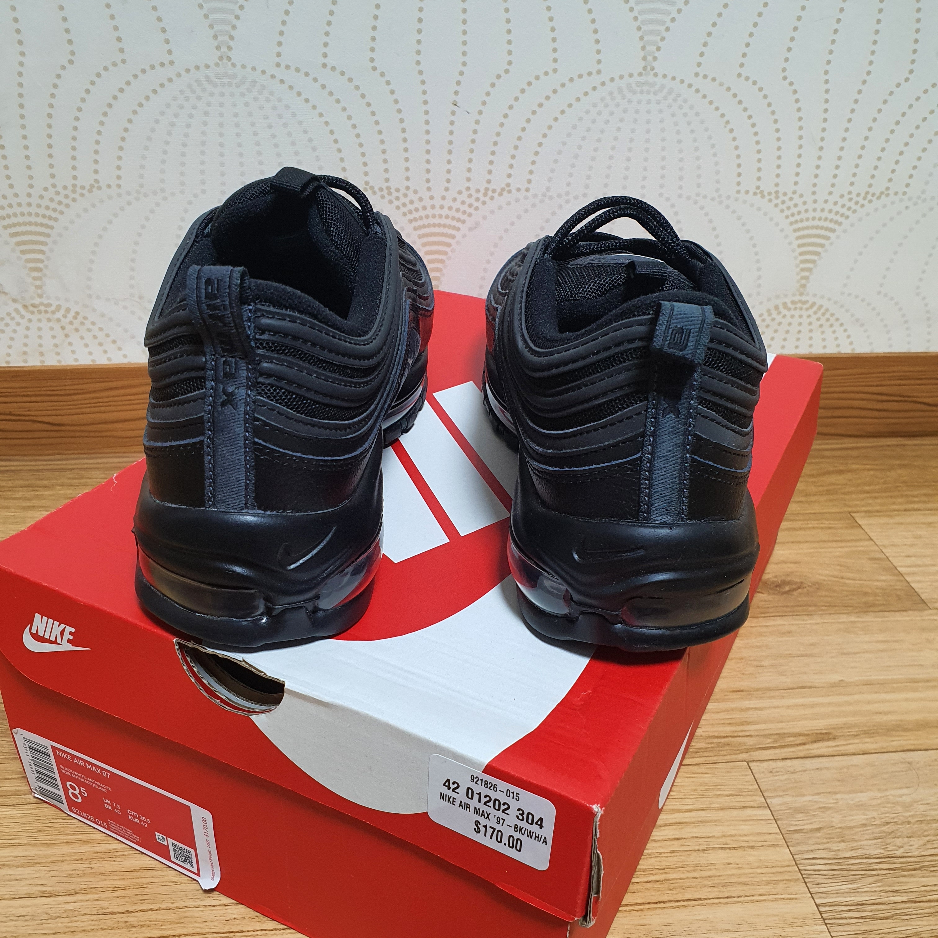 Nike Air Max 97 Black White Anthracite 착용 스타일 - 2