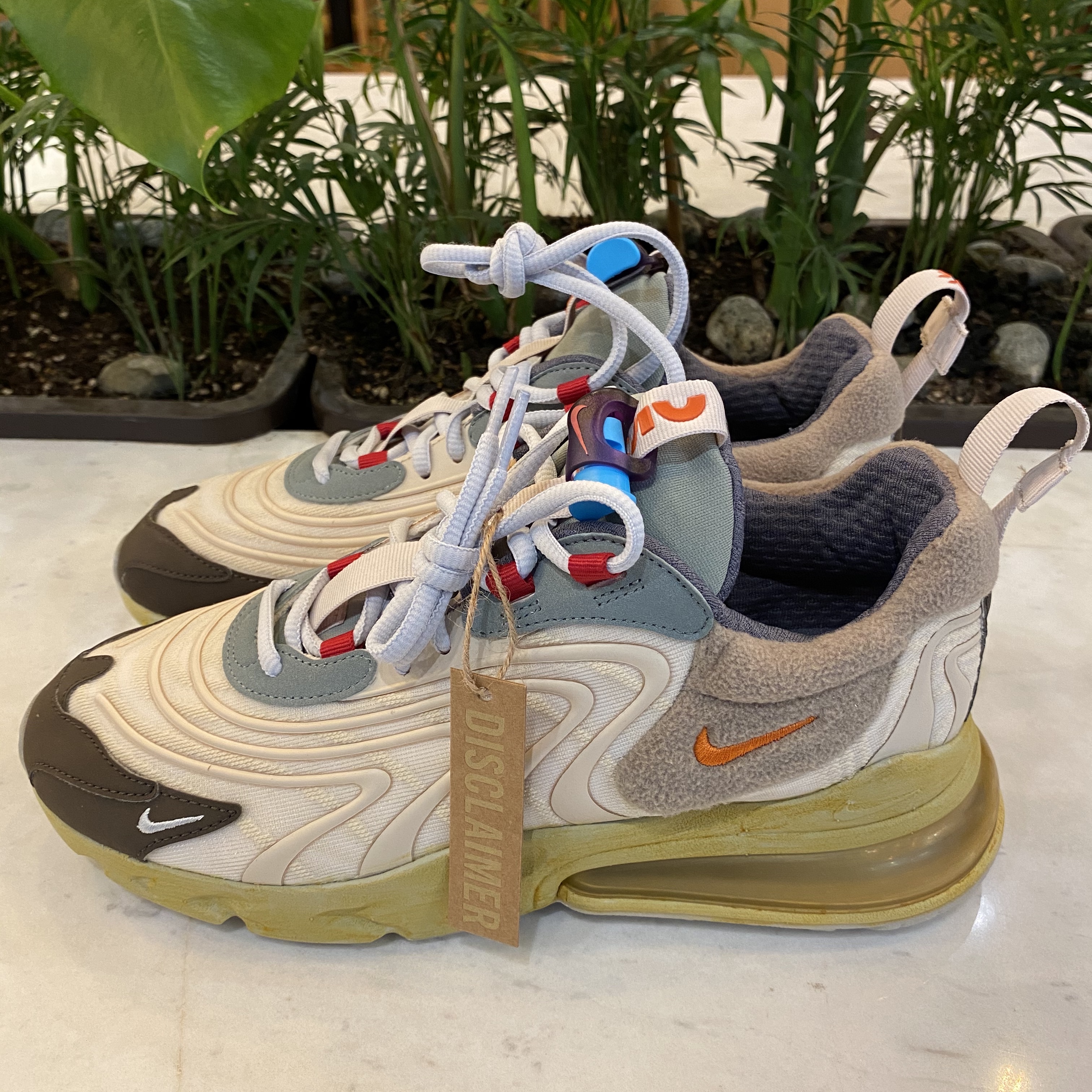 Nike x Travis Scott Air Max 270 React Cactus Trails 착용 스타일
