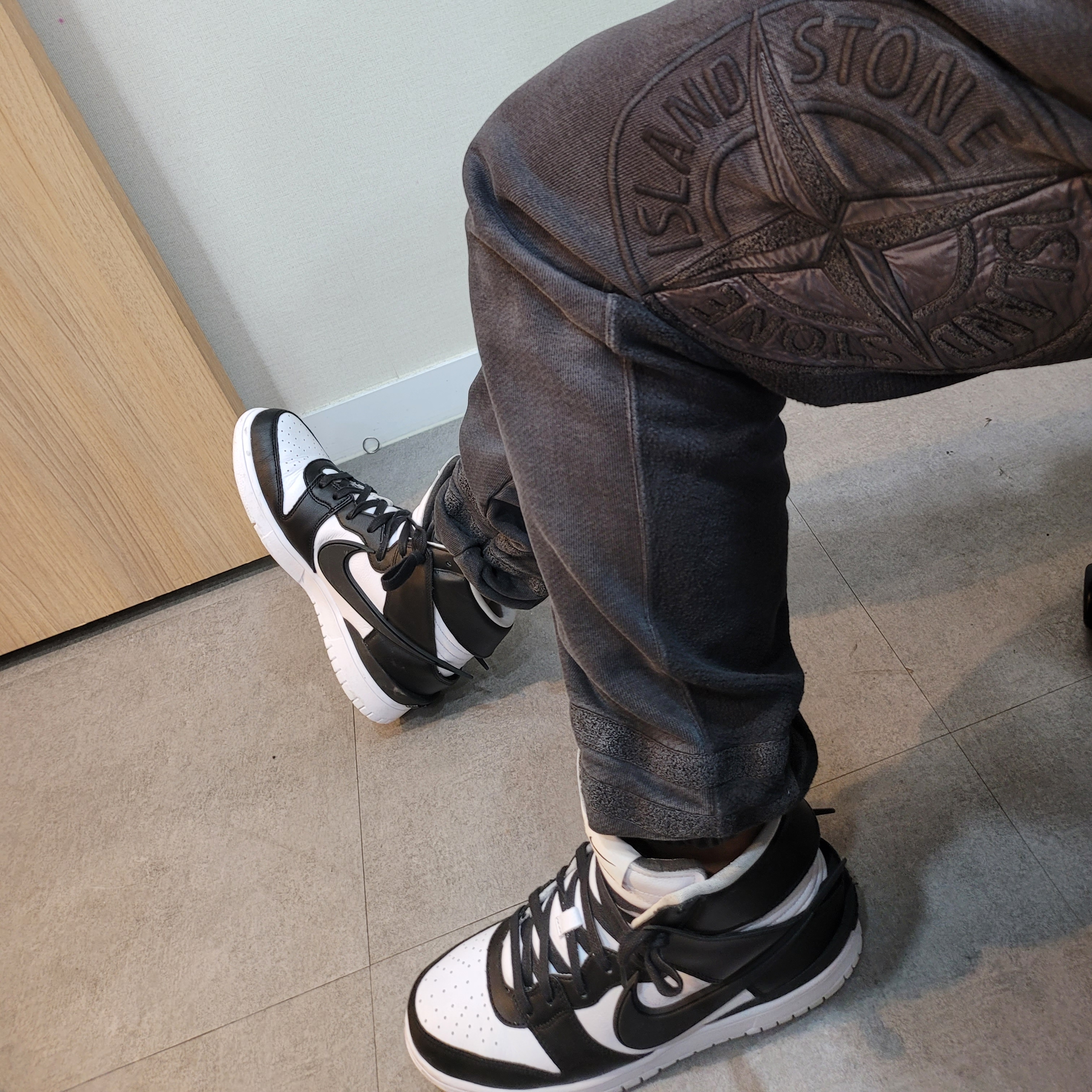 Nike x Ambush Dunk High Black 착용 스타일