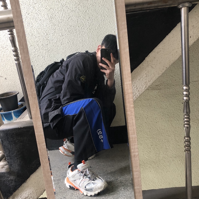Balenciaga Track Sneakers White Orange 2019 착용 스타일
