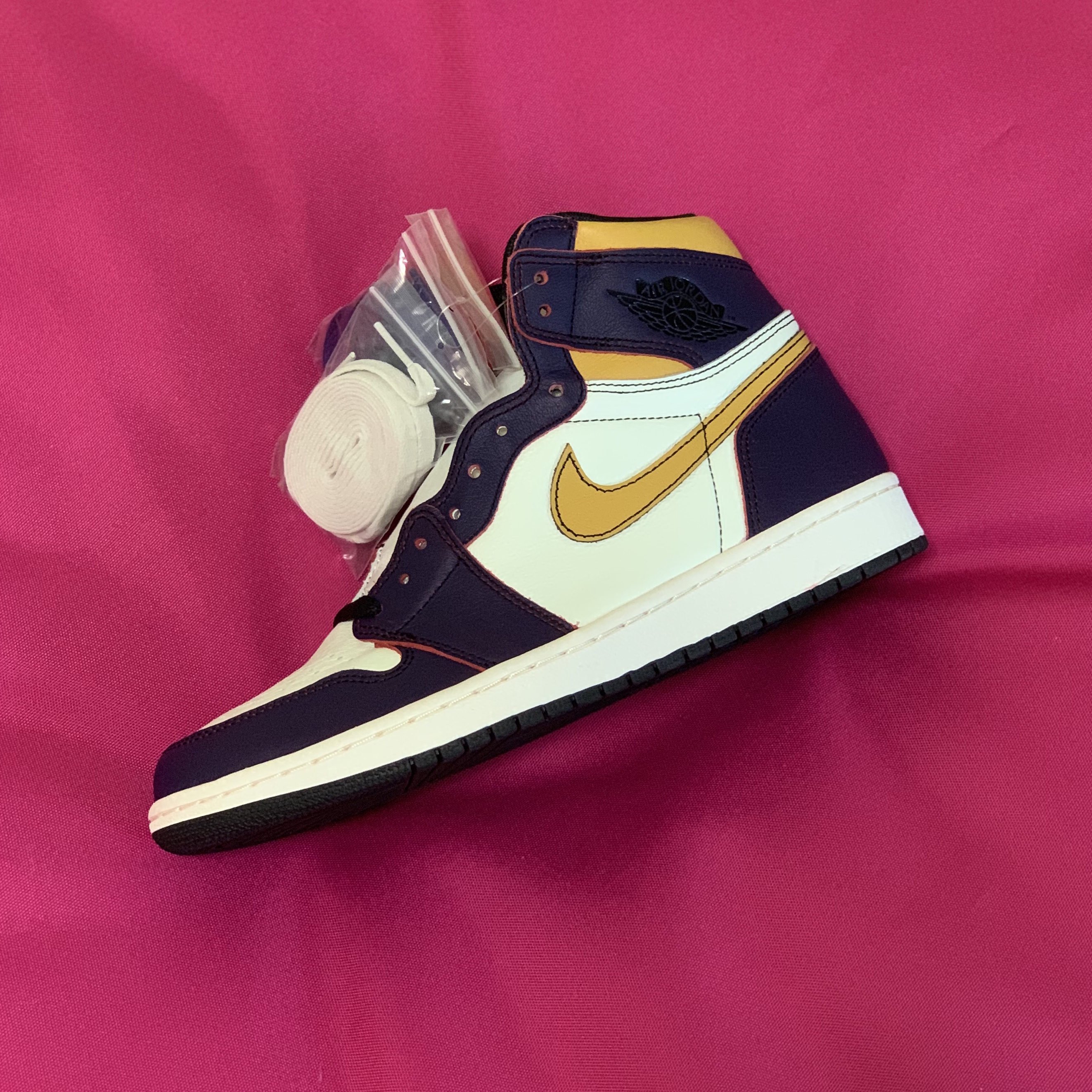 Jordan 1 Retro High OG Defiant SB LA to Chicago 착용 스타일