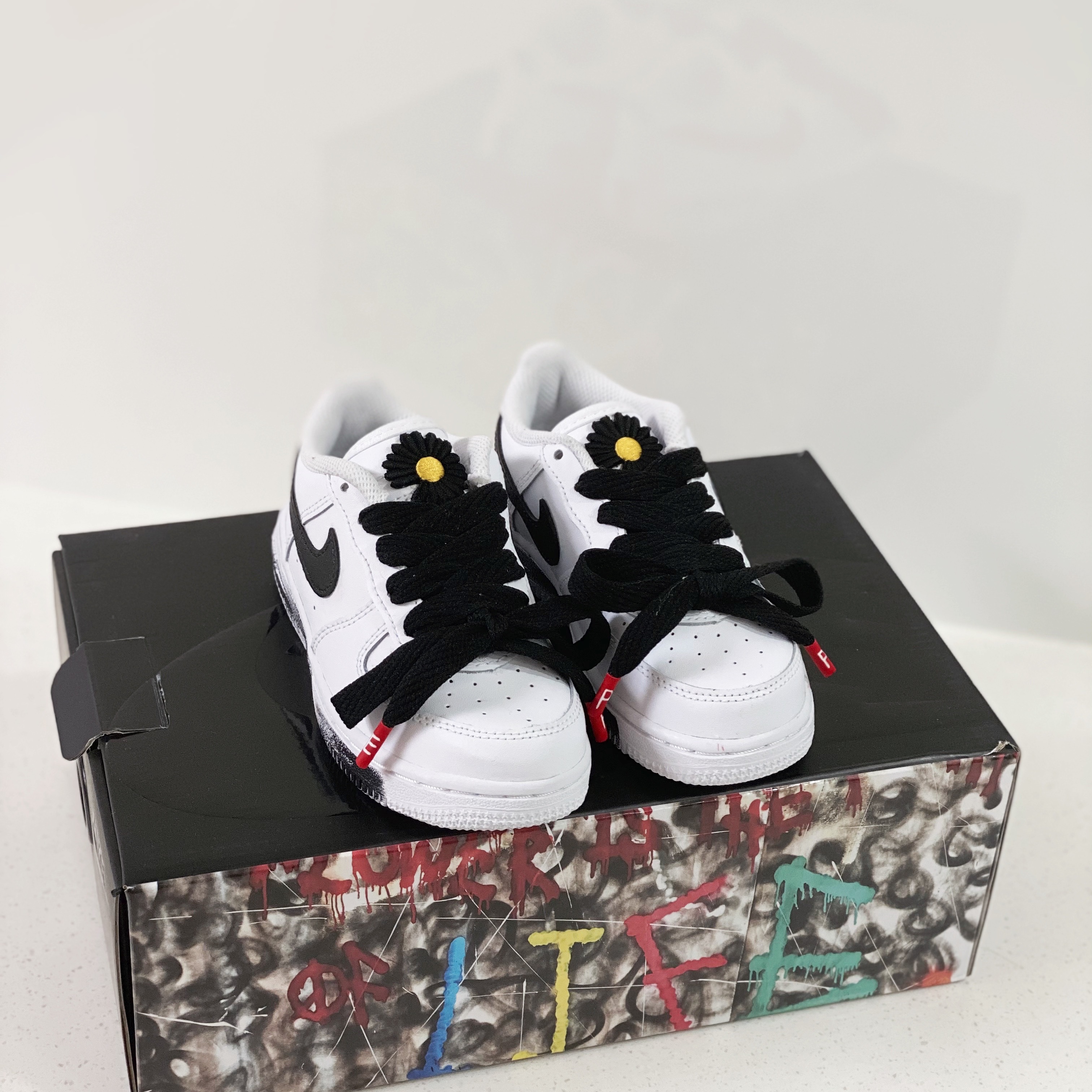 Nike x Peaceminusone Air Force 1 Low Para-Noise 2.0 착용 스타일 - 3