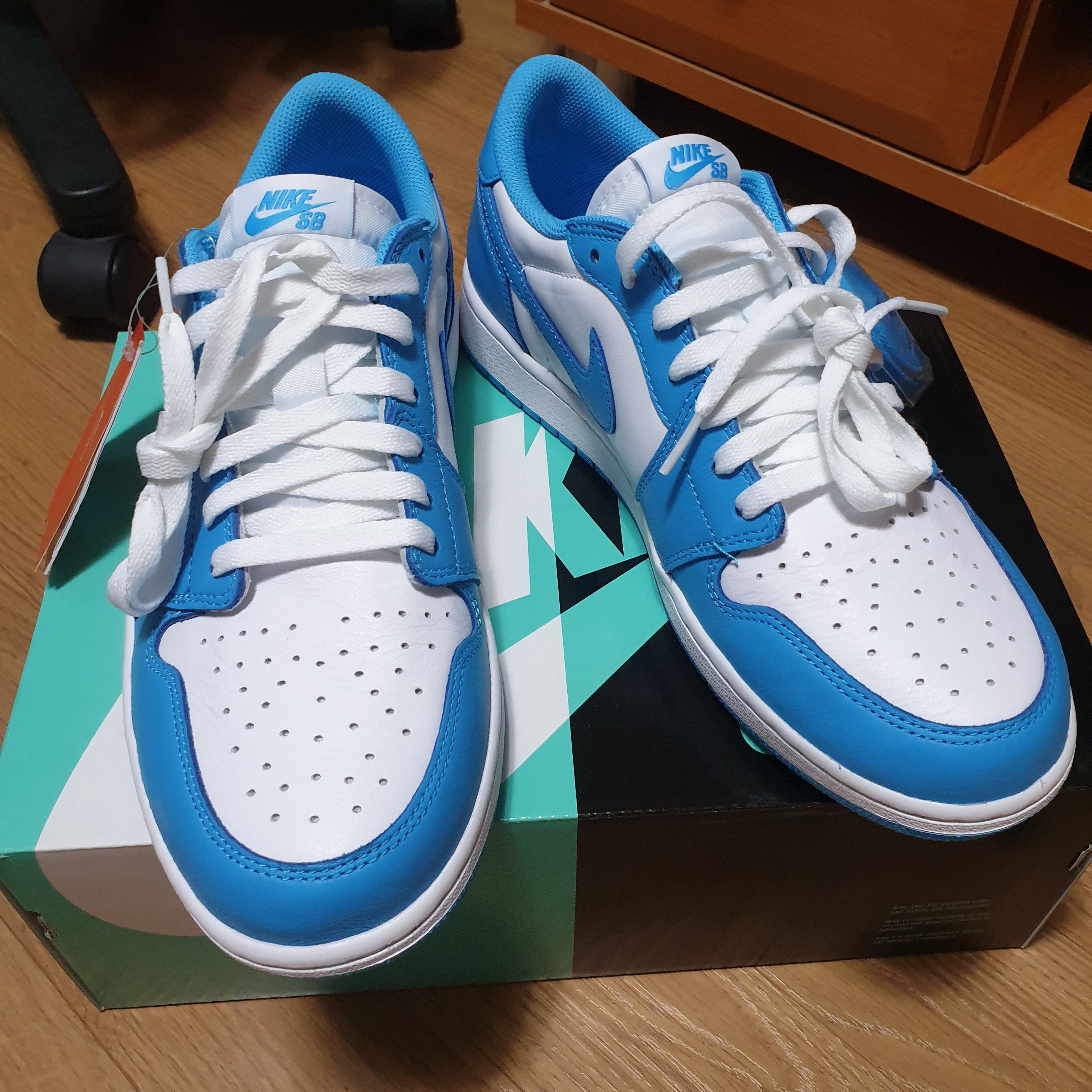 Jordan 1 Low SB UNC 착용 스타일 - 3