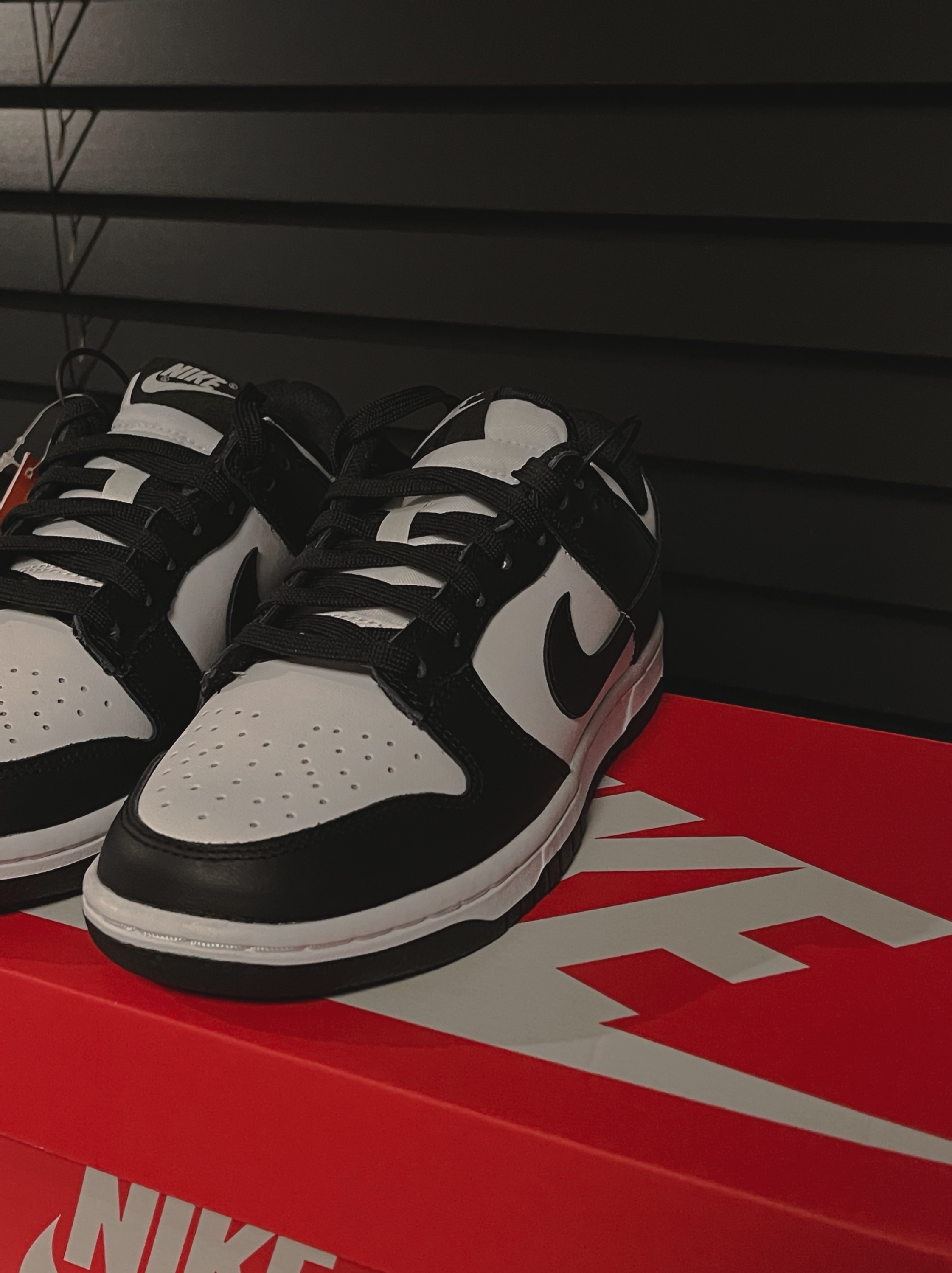 (W) Nike Dunk Low Black 착용 스타일