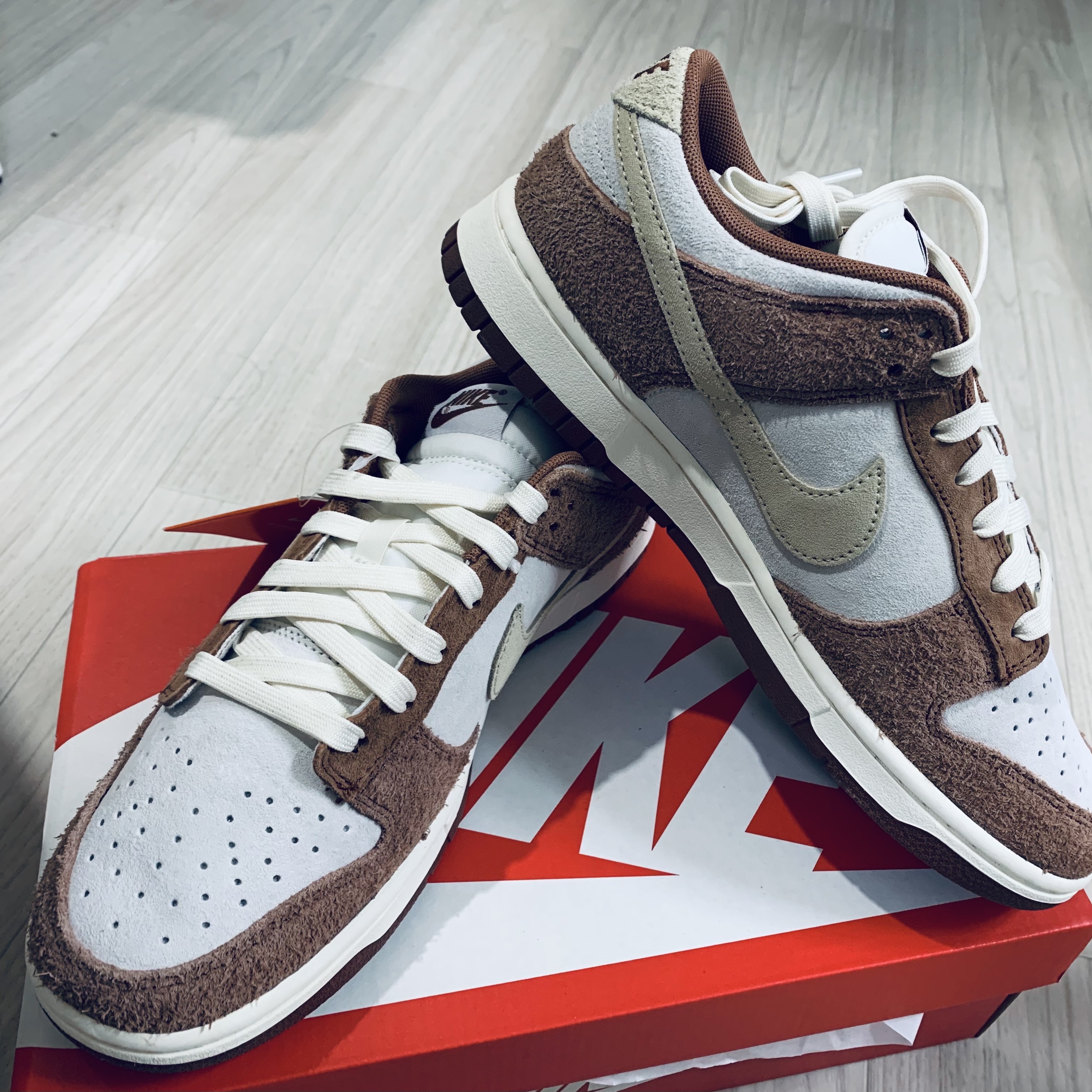 Nike Dunk Low Pro Premium Medium Curry 착용 스타일