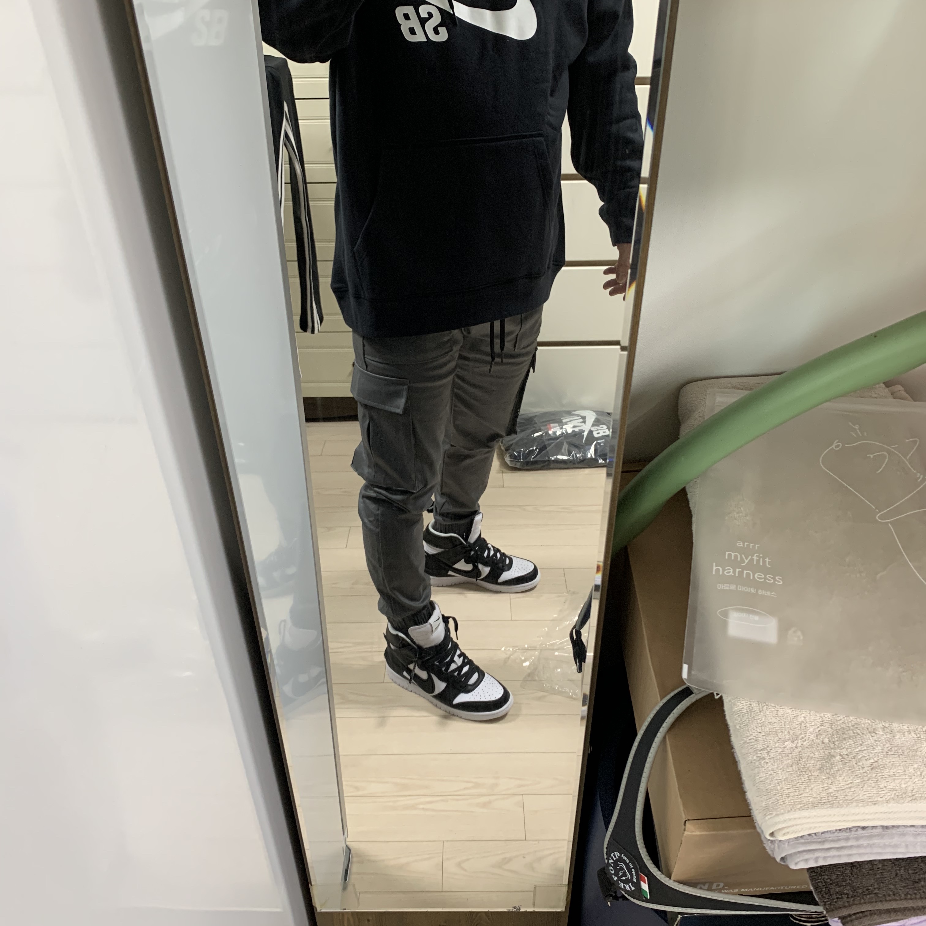 Nike x Ambush Dunk High Black 착용 스타일 - 3