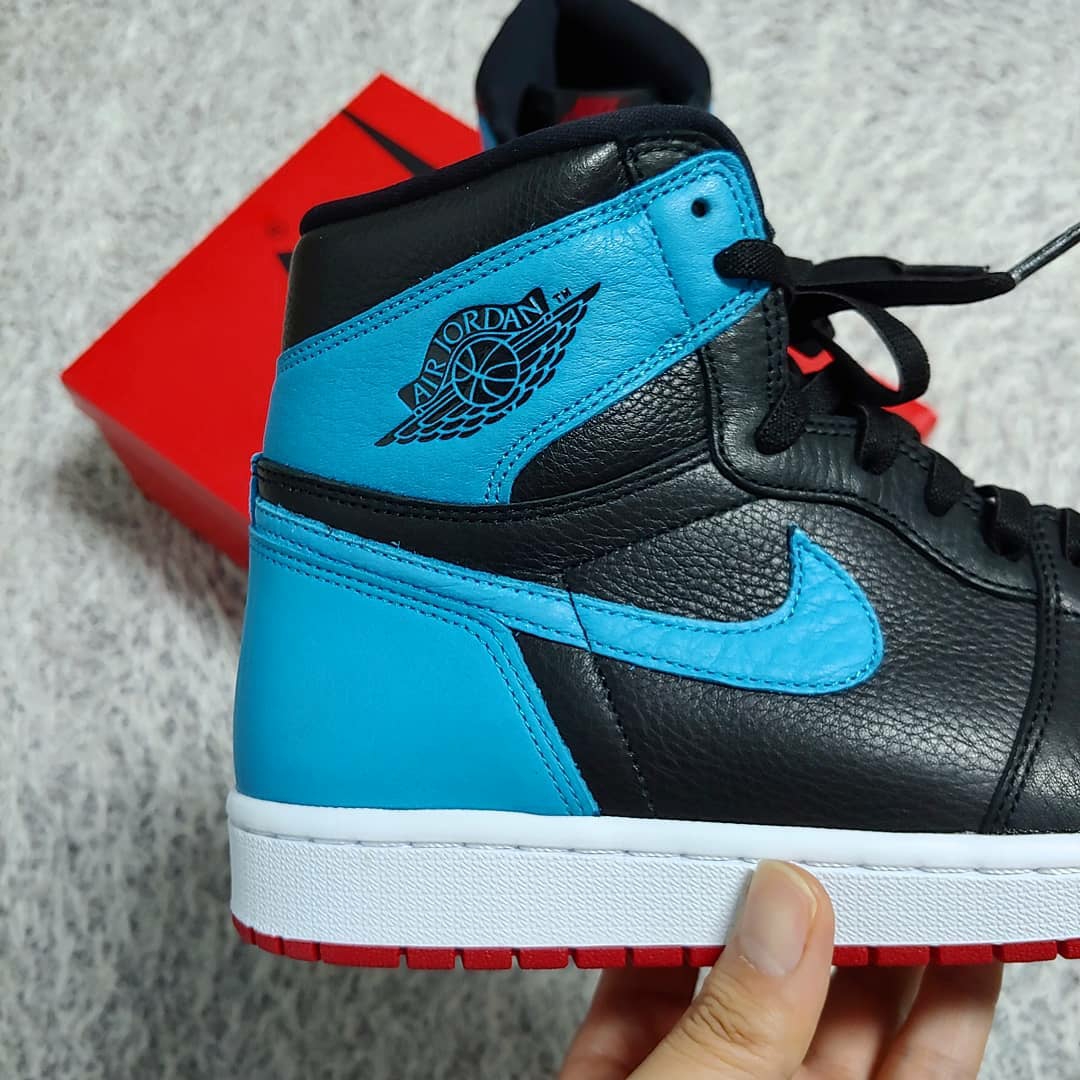 (W) Jordan 1 Retro High OG UNC To Chicago 착용 스타일 - 3