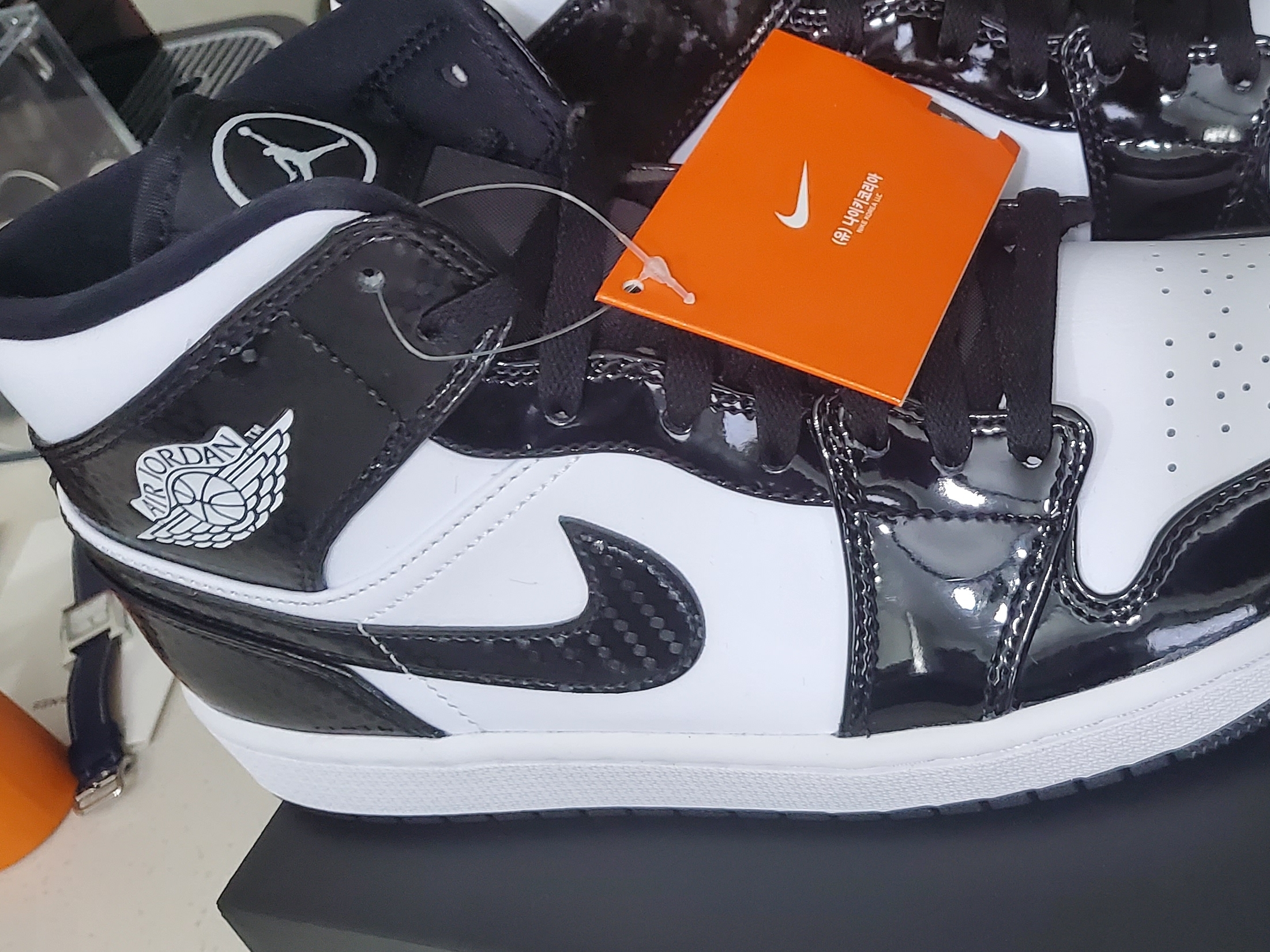 Jordan 1 Mid SE ASW Black 착용 스타일 - 3