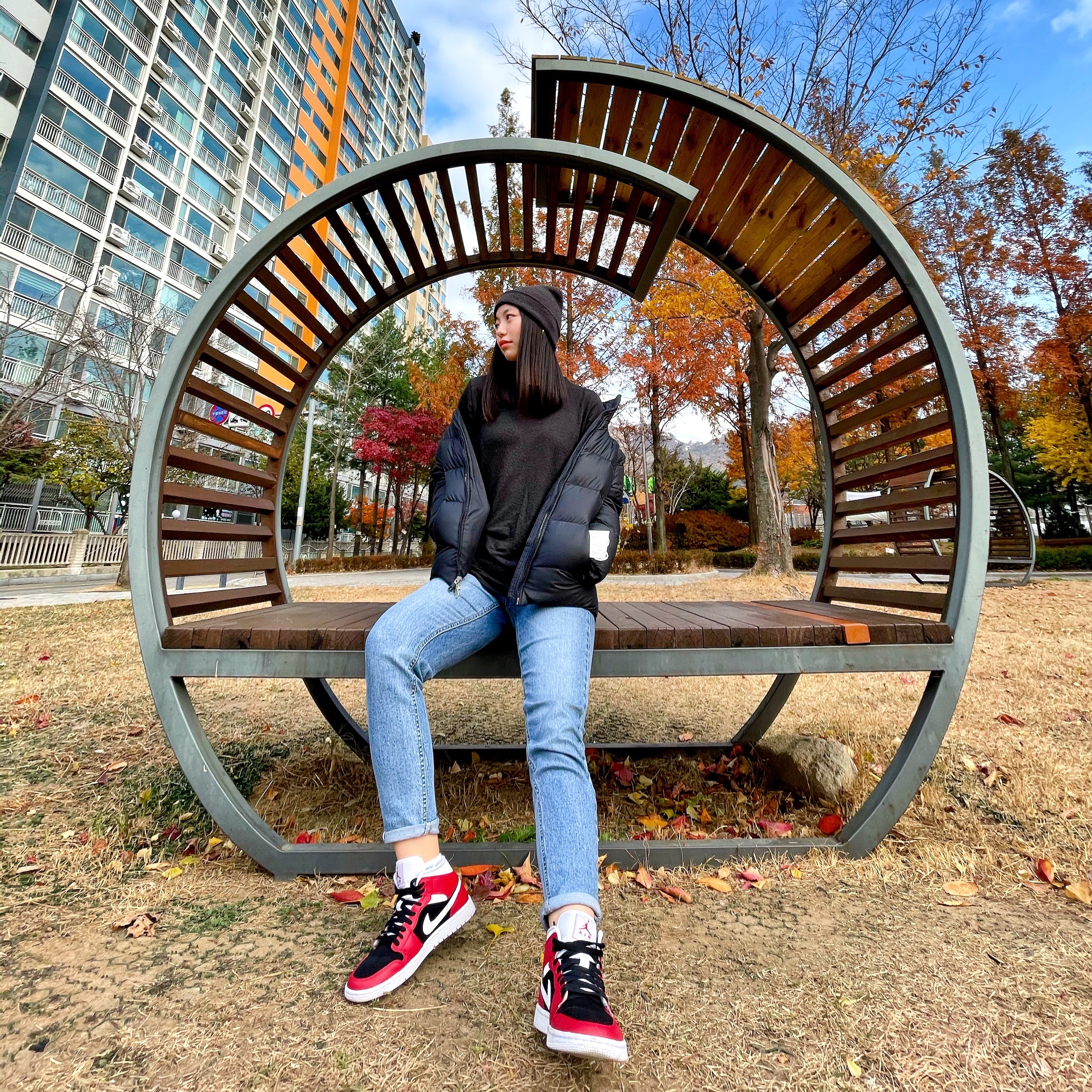 (W) Jordan 1 Mid Gym Red Black 착용 스타일