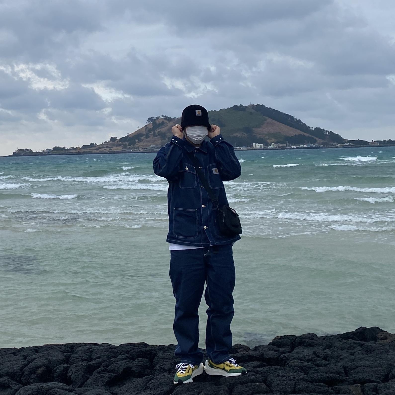 Nike x Sacai VaporWaffle Tour Yellow & Gorge Green Sail 착용 스타일 - 1