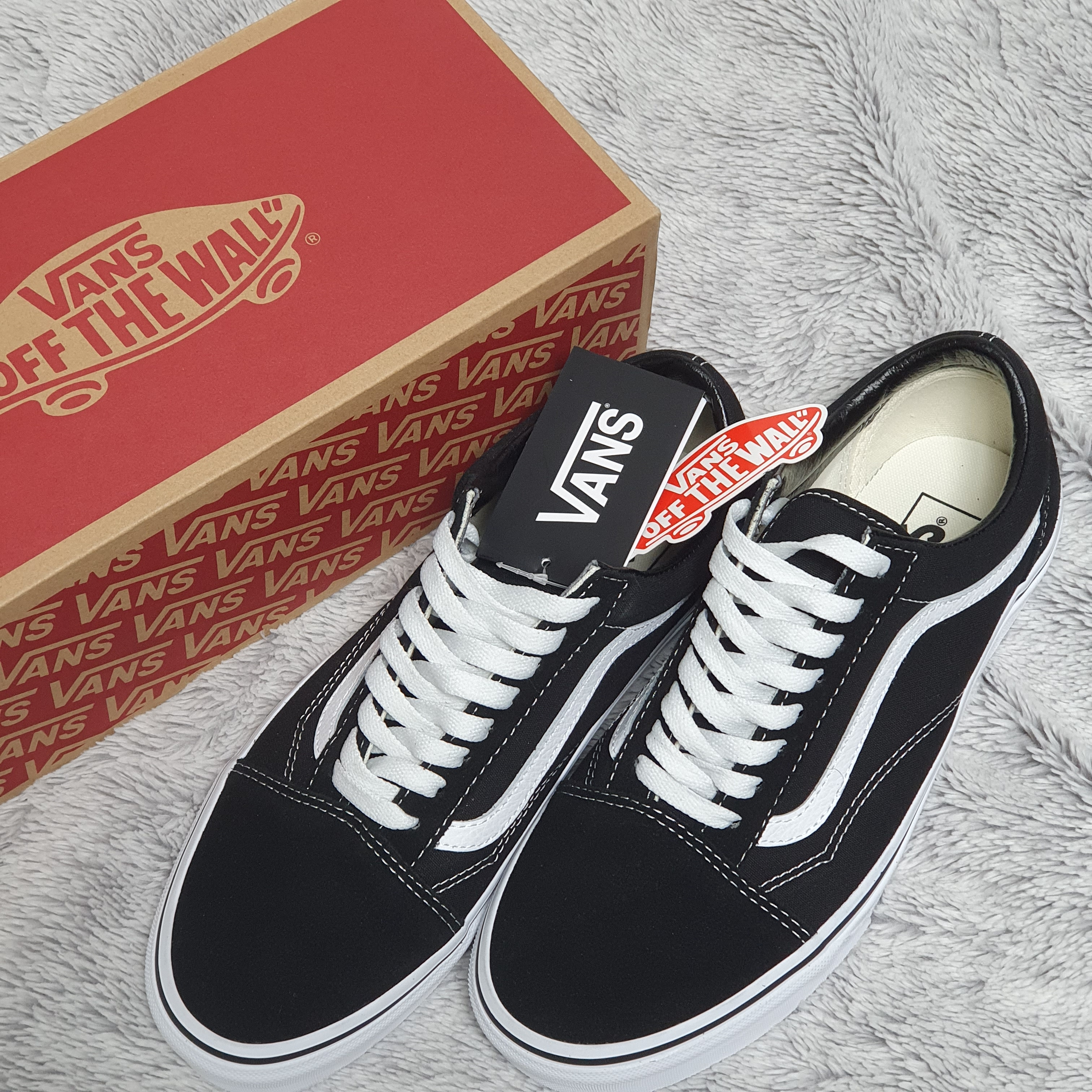 Vans Vault OG Old Skool LX Black 착용 스타일
