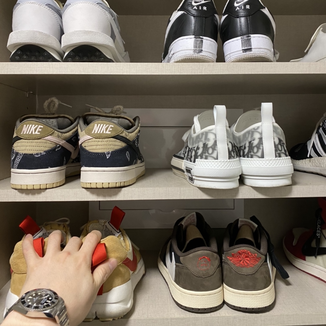 Nike x Tom Sachs Mars Yard Shoe 2.0 Space Camp, Jordan 1 x Travis Scott Retro Low OG SP Mocha 착용 스타일