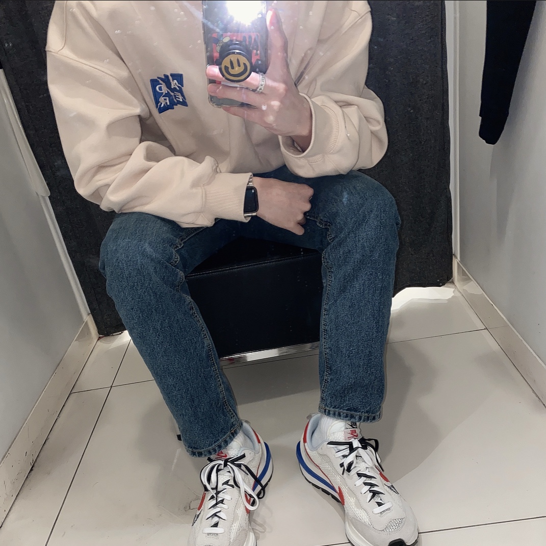 Nike x Sacai VaporWaffle Royal Fuchsia 착용 스타일