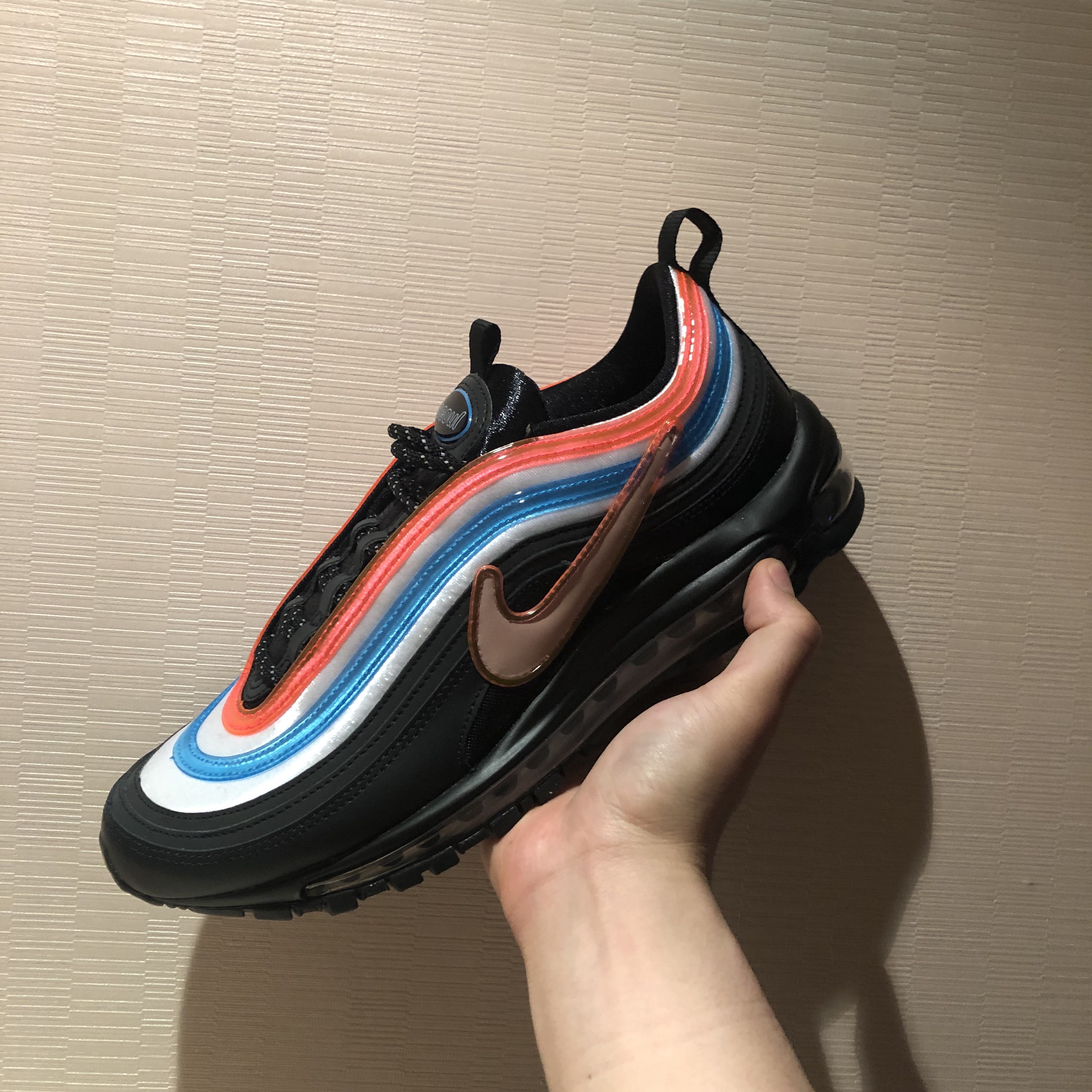 Nike Air Max 97 Neon Seoul 착용 스타일