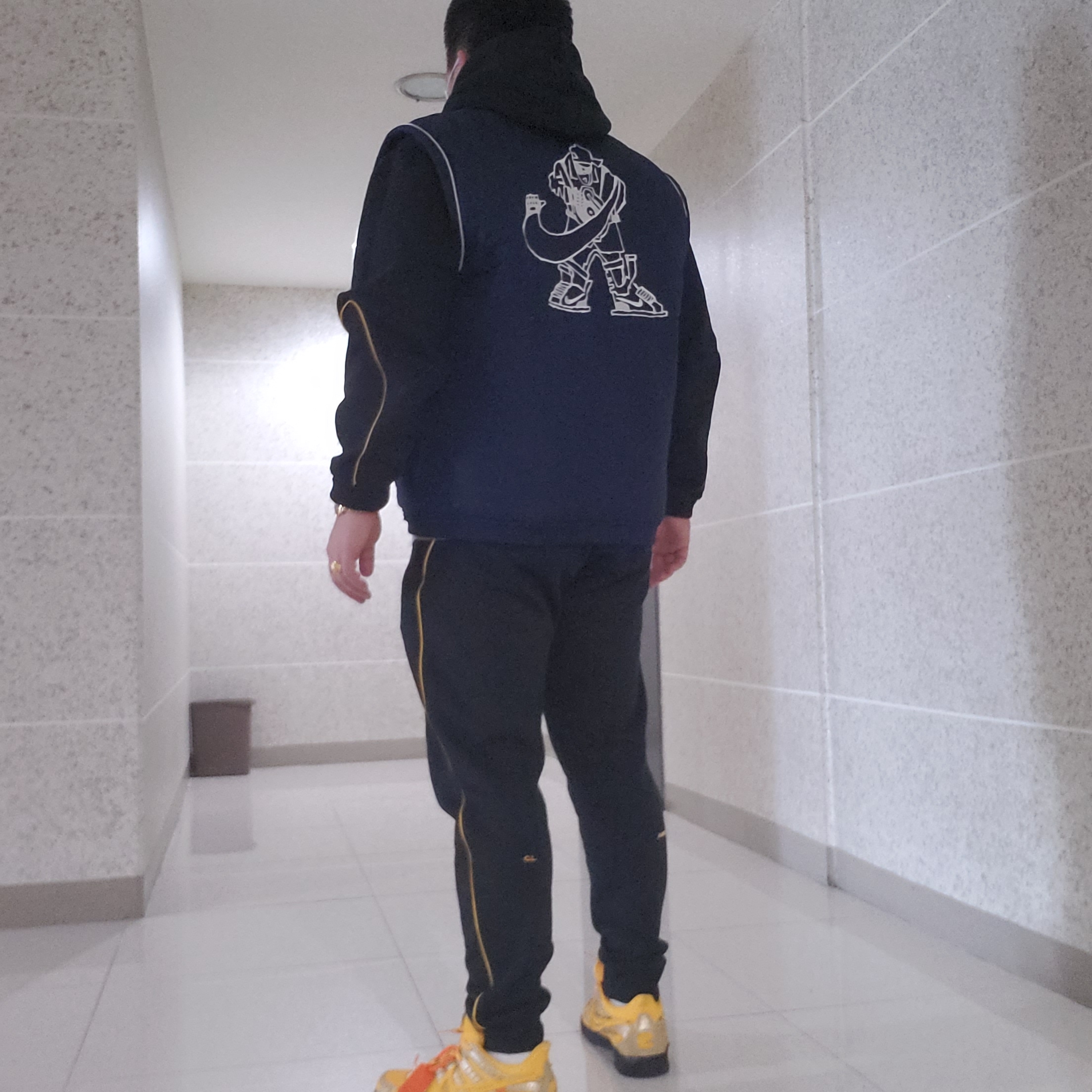 Nike x Off-White Air Rubber Dunk University Gold, Nike x Drake Nocta Fleece Pants Black - US/EU 착용 스타일