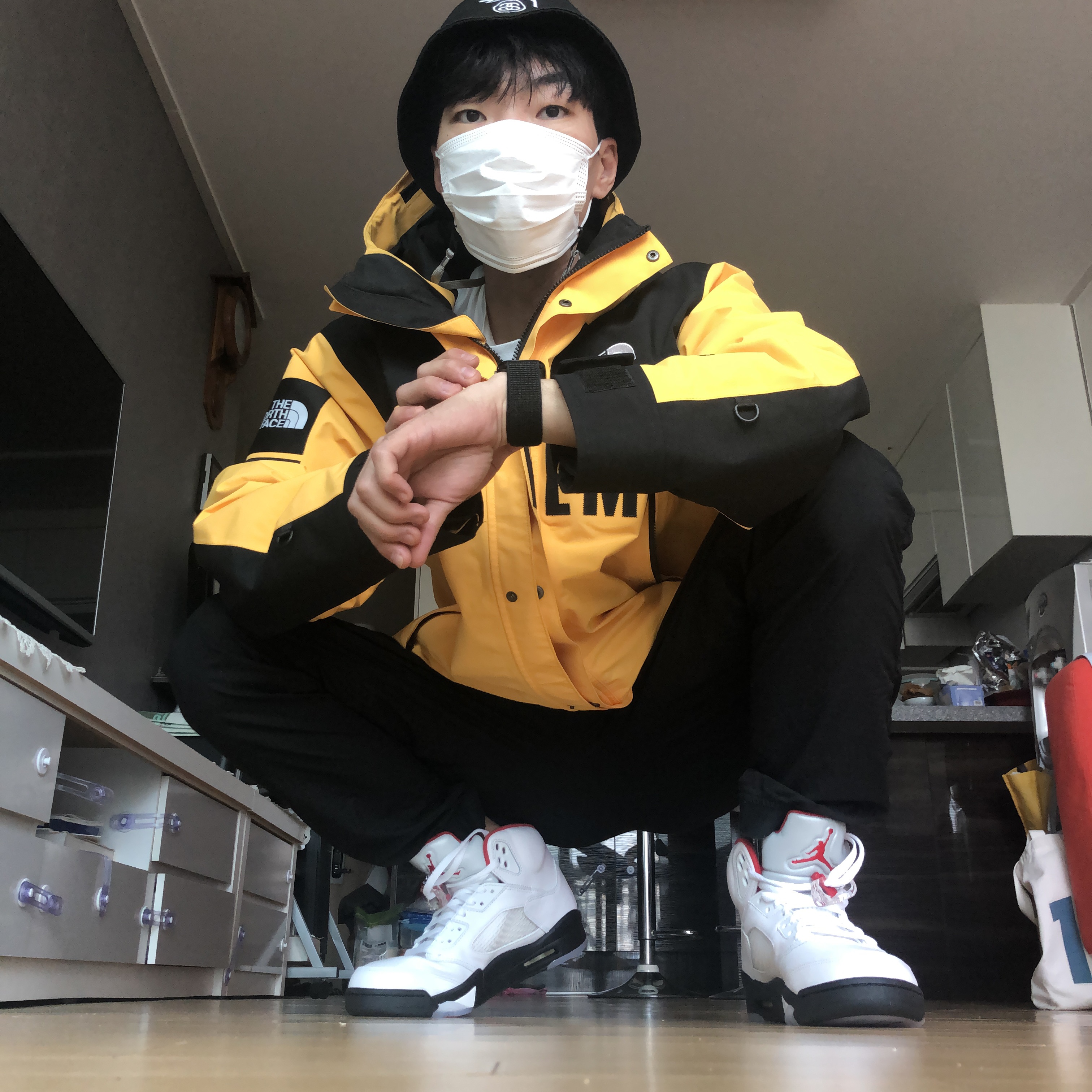 Jordan 5 Retro Fire Red Silver Tongue 2020 착용 스타일