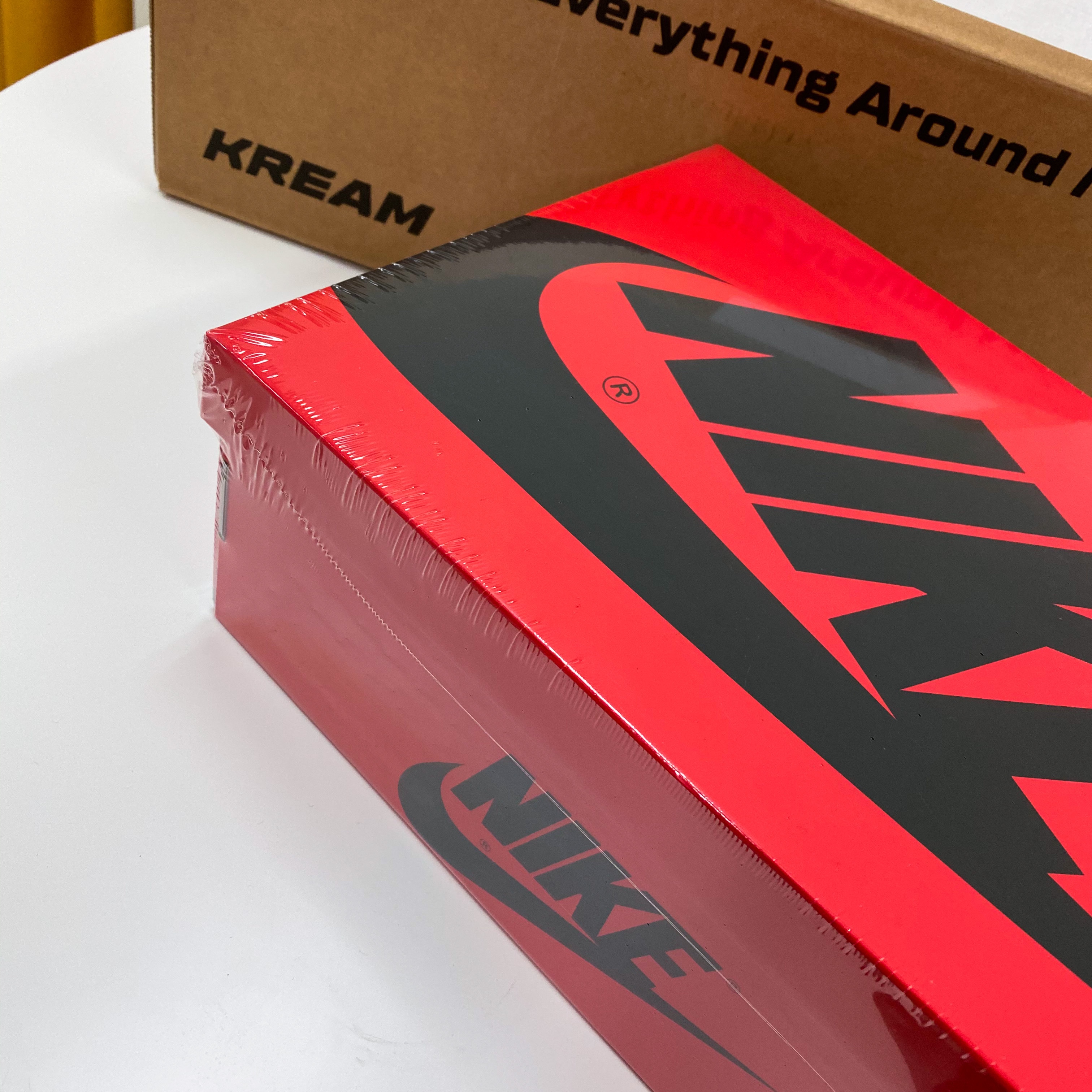 (W) Jordan 1 Retro High OG Lucky Green 착용 스타일 - 1