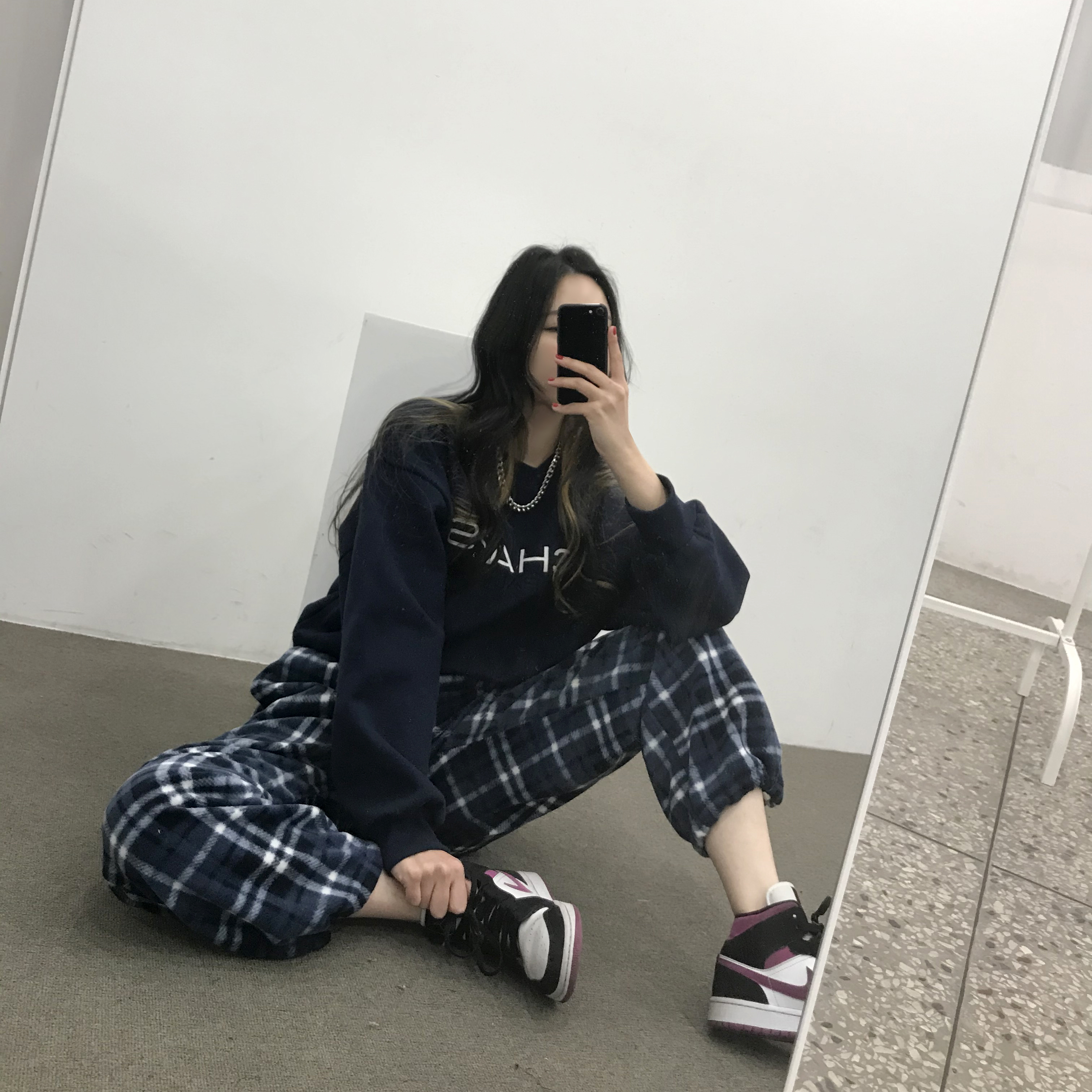 (W) Jordan 1 Mid Cactus Flower 착용 스타일 - 1