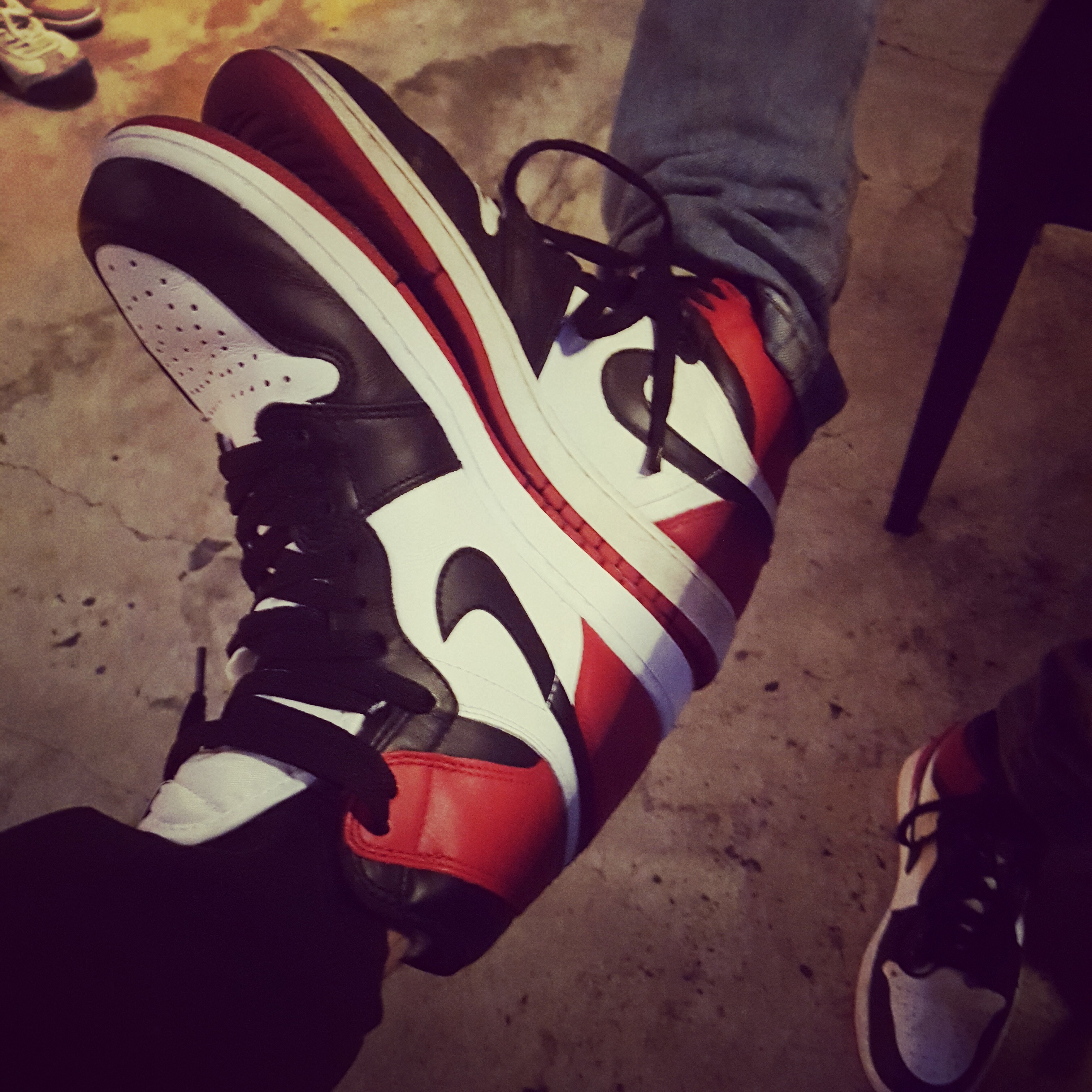 Jordan 1 Retro High OG Black Toe 2016, Jordan 1 Retro Black Toe 2013 착용 스타일