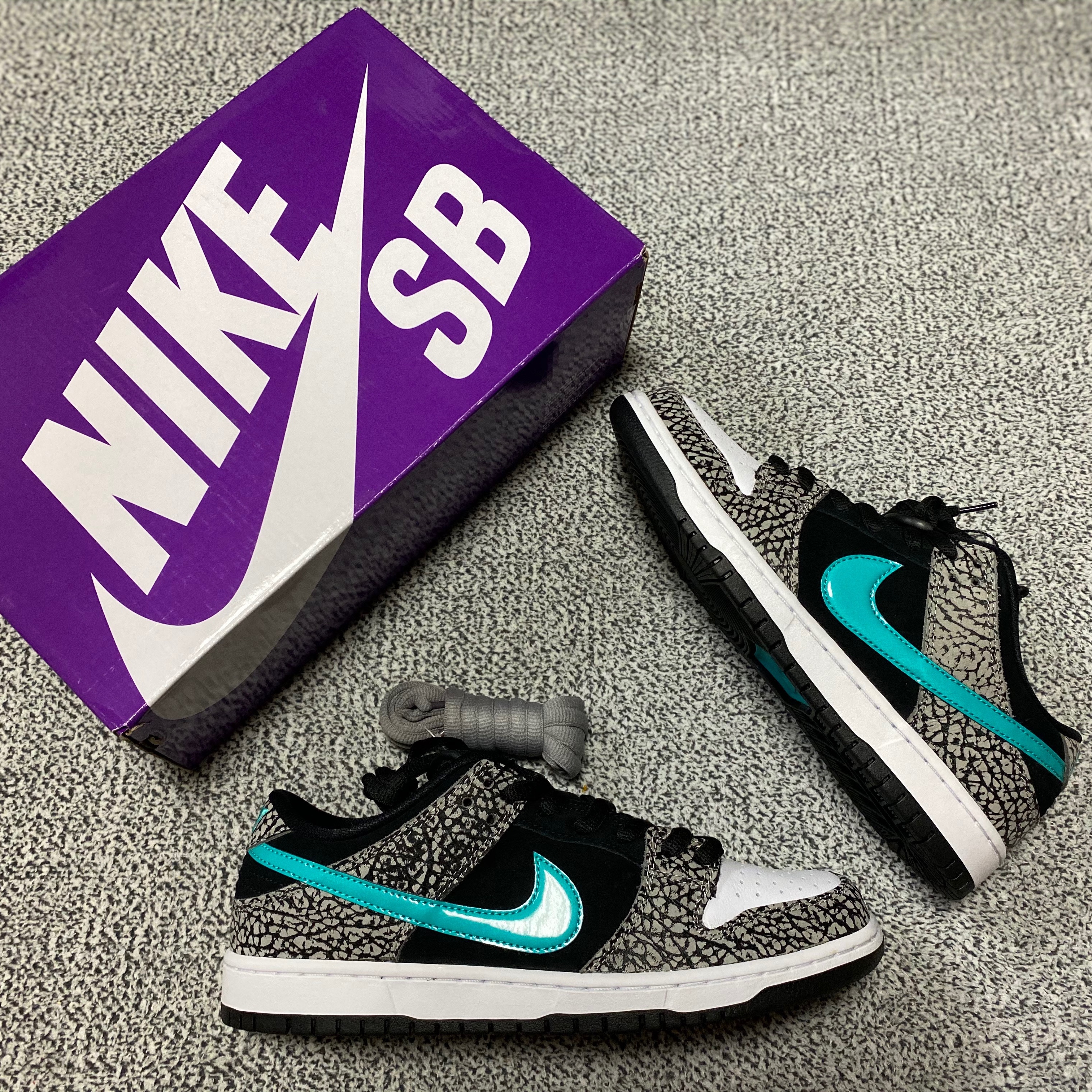 Nike SB Dunk Low Pro Clear Jade 착용 스타일