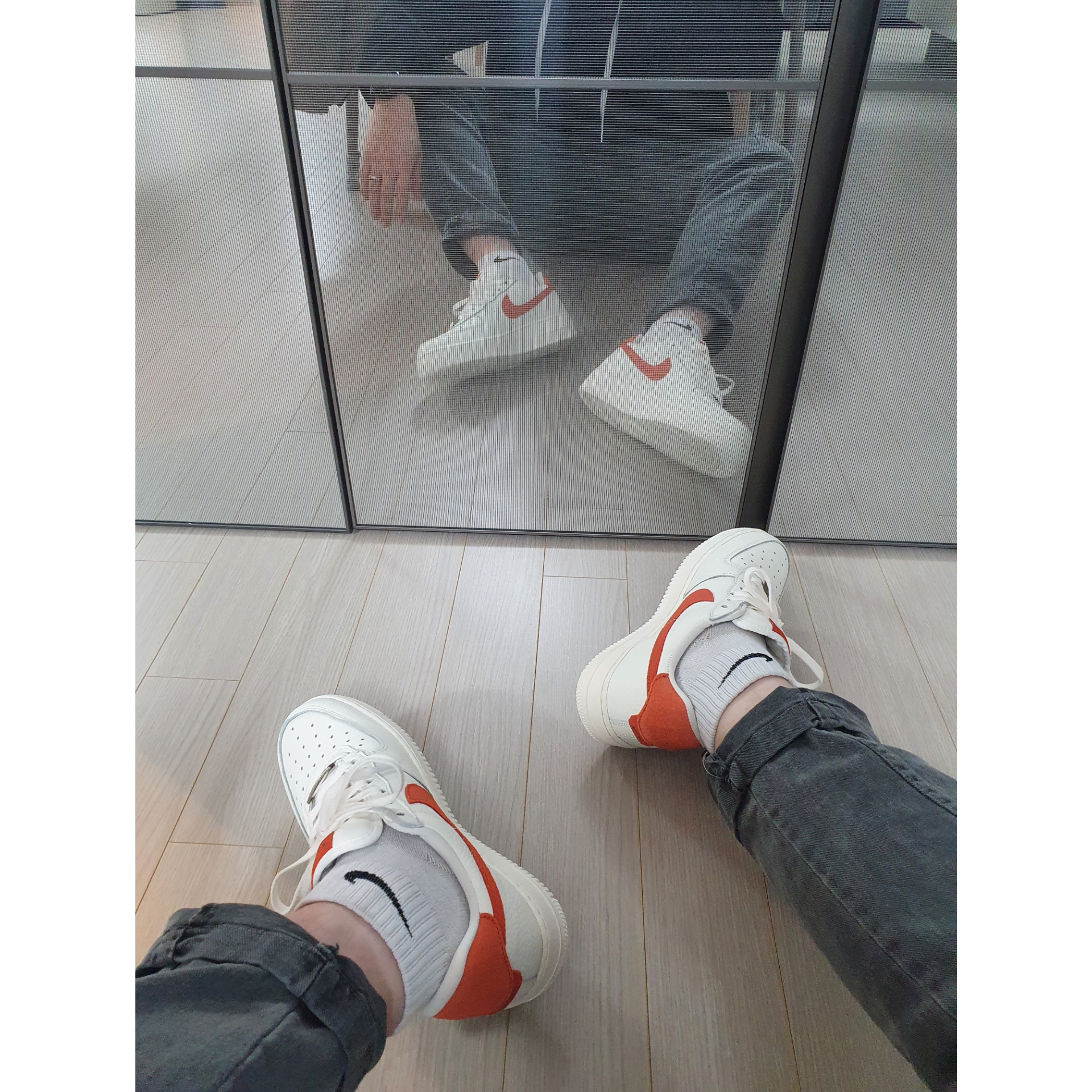 Nike Air Force 1 '07 Craft Mantra Orange 착용 스타일